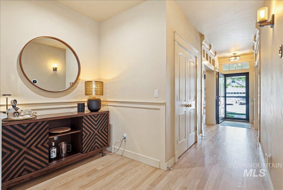 13410 N 5th Ave, Boise, Idaho 83714, 3 Bedrooms, 2.5 Bathrooms, Residential For Sale, Price $719,900, 98986497