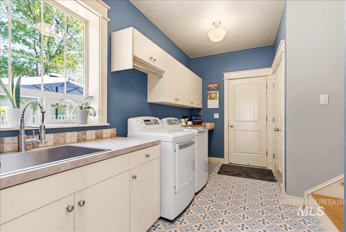 13410 N 5th Ave, Boise, Idaho 83714, 3 Bedrooms, 2.5 Bathrooms, Residential For Sale, Price $719,900, 98986497