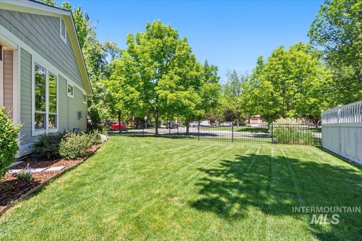 13410 N 5th Ave, Boise, Idaho 83714, 3 Bedrooms, 2.5 Bathrooms, Residential For Sale, Price $719,900, 98986497