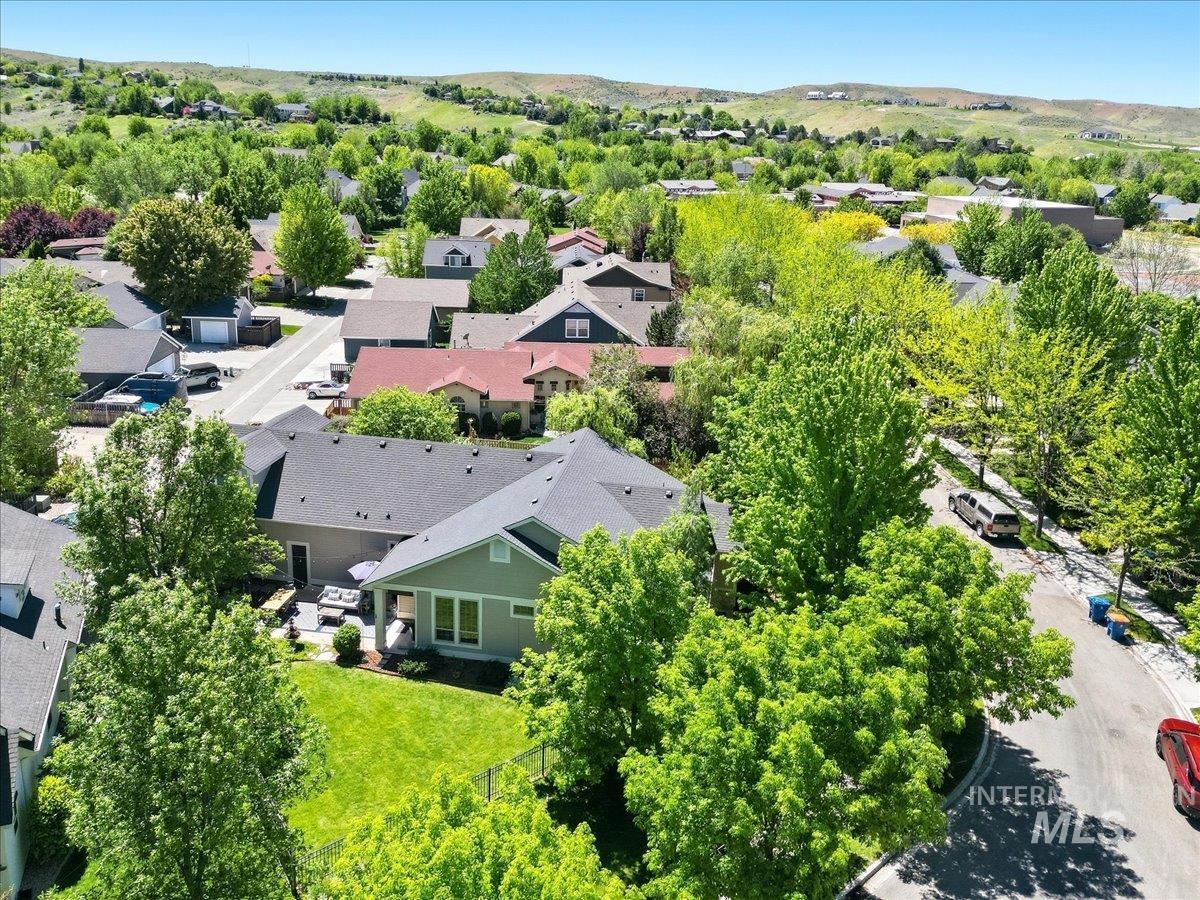 13410 N 5th Ave, Boise, Idaho 83714, 3 Bedrooms, 2.5 Bathrooms, Residential For Sale, Price $719,900, 98986497