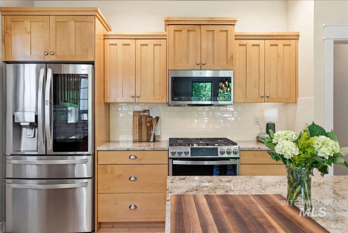13410 N 5th Ave, Boise, Idaho 83714, 3 Bedrooms, 2.5 Bathrooms, Residential For Sale, Price $719,900, 98986497