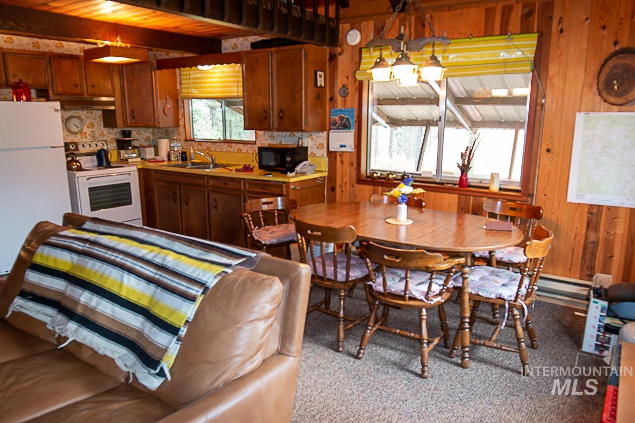 225 Mesplie Rd., Placerville, Idaho 83666, 1 Bedroom, 1 Bathroom, Residential For Sale, Price $250,000,MLS 98986498