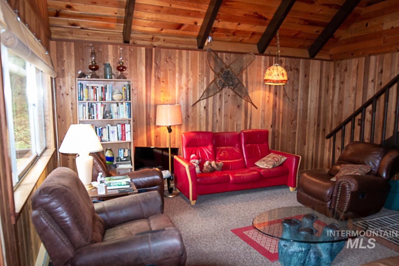 225 Mesplie Rd., Placerville, Idaho 83666, 1 Bedroom, 1 Bathroom, Residential For Sale, Price $250,000,MLS 98986498