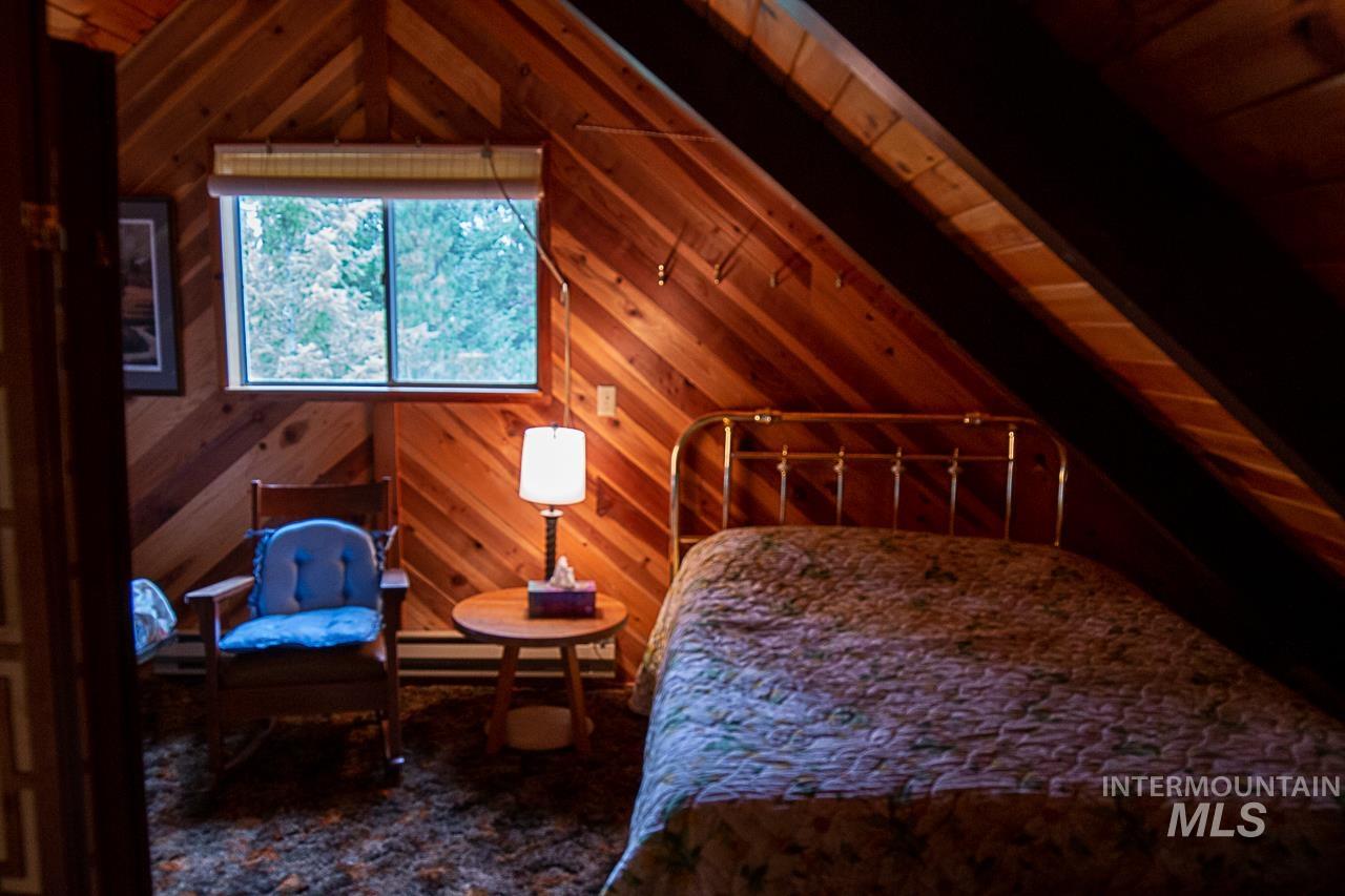 225 Mesplie Rd., Placerville, Idaho 83666, 1 Bedroom, 1 Bathroom, Residential For Sale, Price $250,000,MLS 98986498