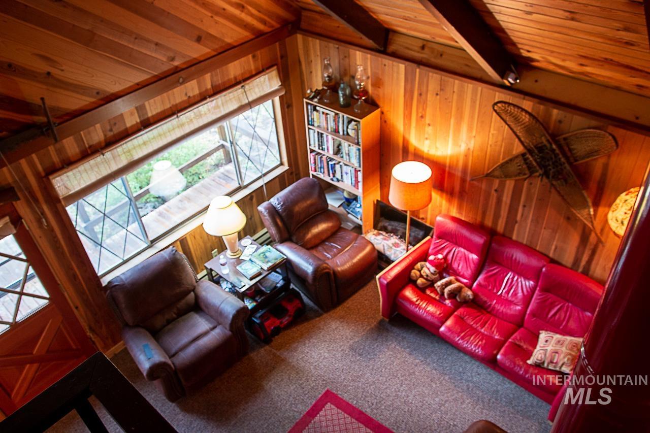 225 Mesplie Rd., Placerville, Idaho 83666, 1 Bedroom, 1 Bathroom, Residential For Sale, Price $250,000,MLS 98986498