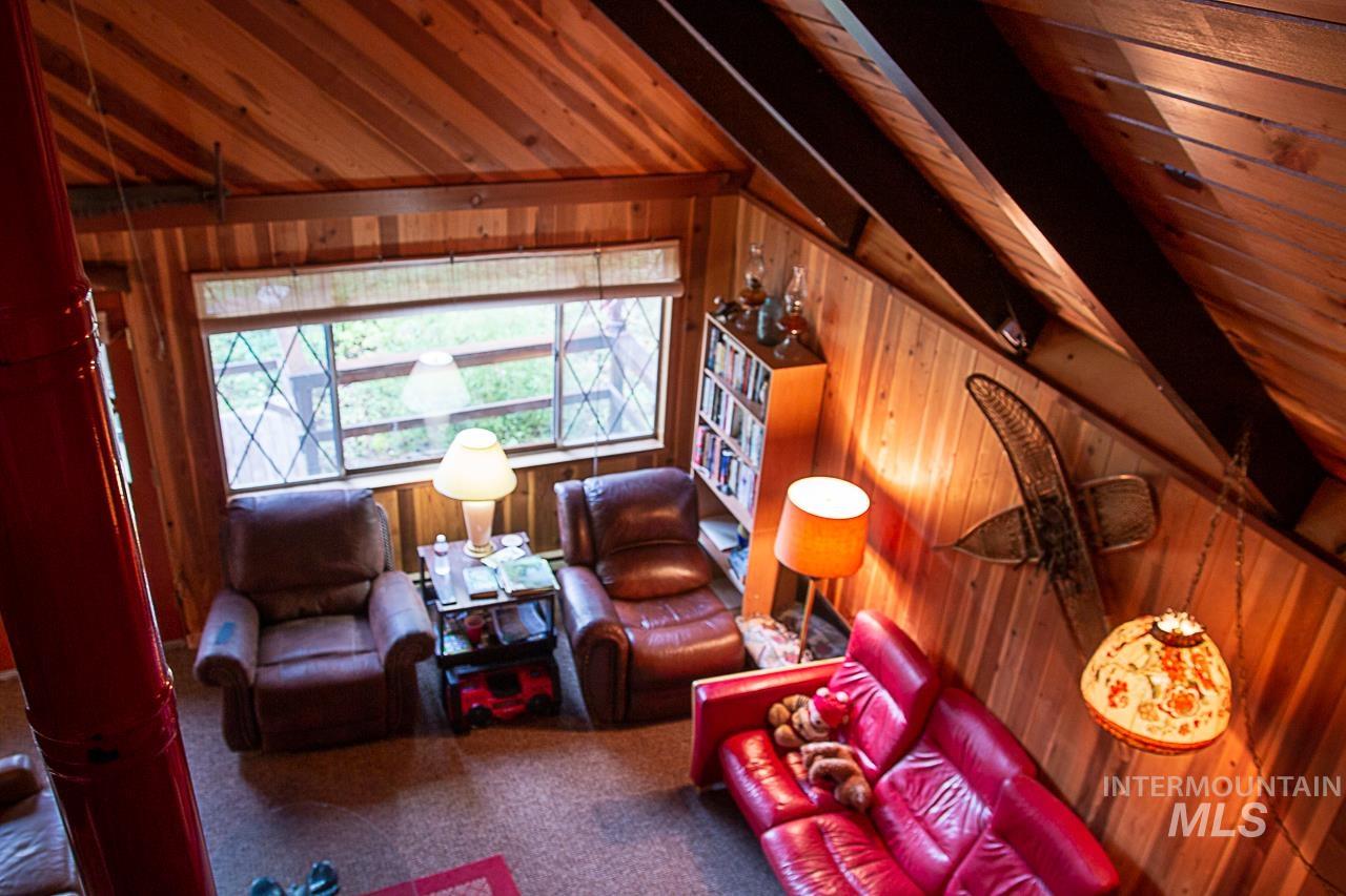 225 Mesplie Rd., Placerville, Idaho 83666, 1 Bedroom, 1 Bathroom, Residential For Sale, Price $250,000,MLS 98986498