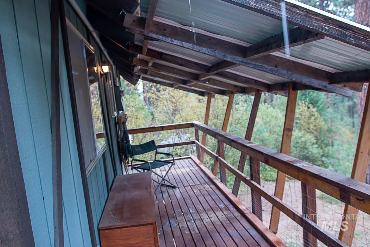 225 Mesplie Rd., Placerville, Idaho 83666, 1 Bedroom, 1 Bathroom, Residential For Sale, Price $250,000,MLS 98986498