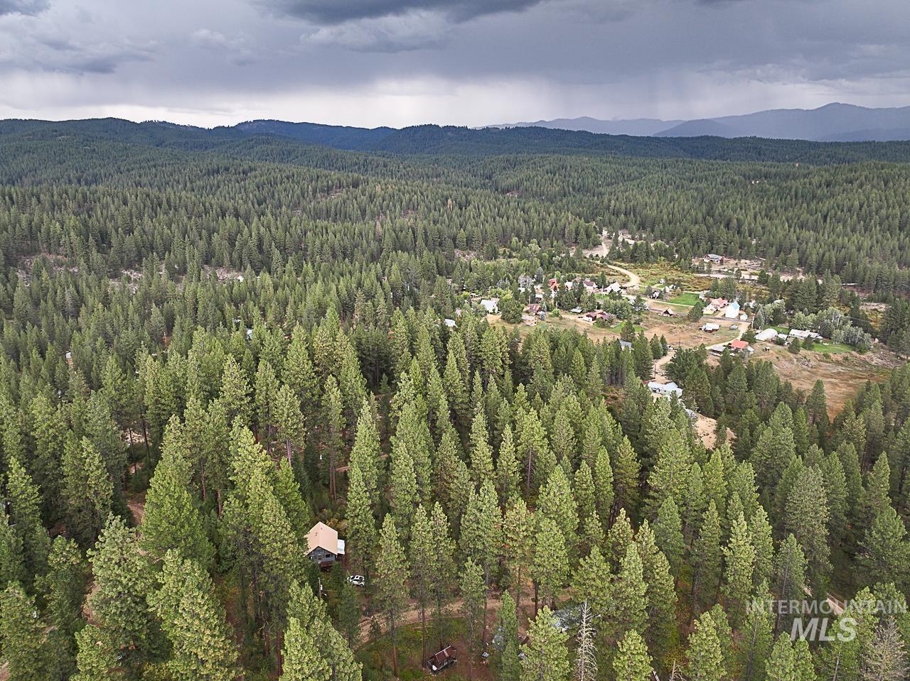 225 Mesplie Rd., Placerville, Idaho 83666, 1 Bedroom, 1 Bathroom, Residential For Sale, Price $250,000,MLS 98986498
