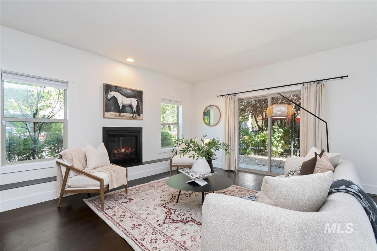 395 E Thurman Mill Lane, Garden City, Idaho 83714, 3 Bedrooms, 2.5 Bathrooms, Residential For Sale, Price $650,000, 98986499