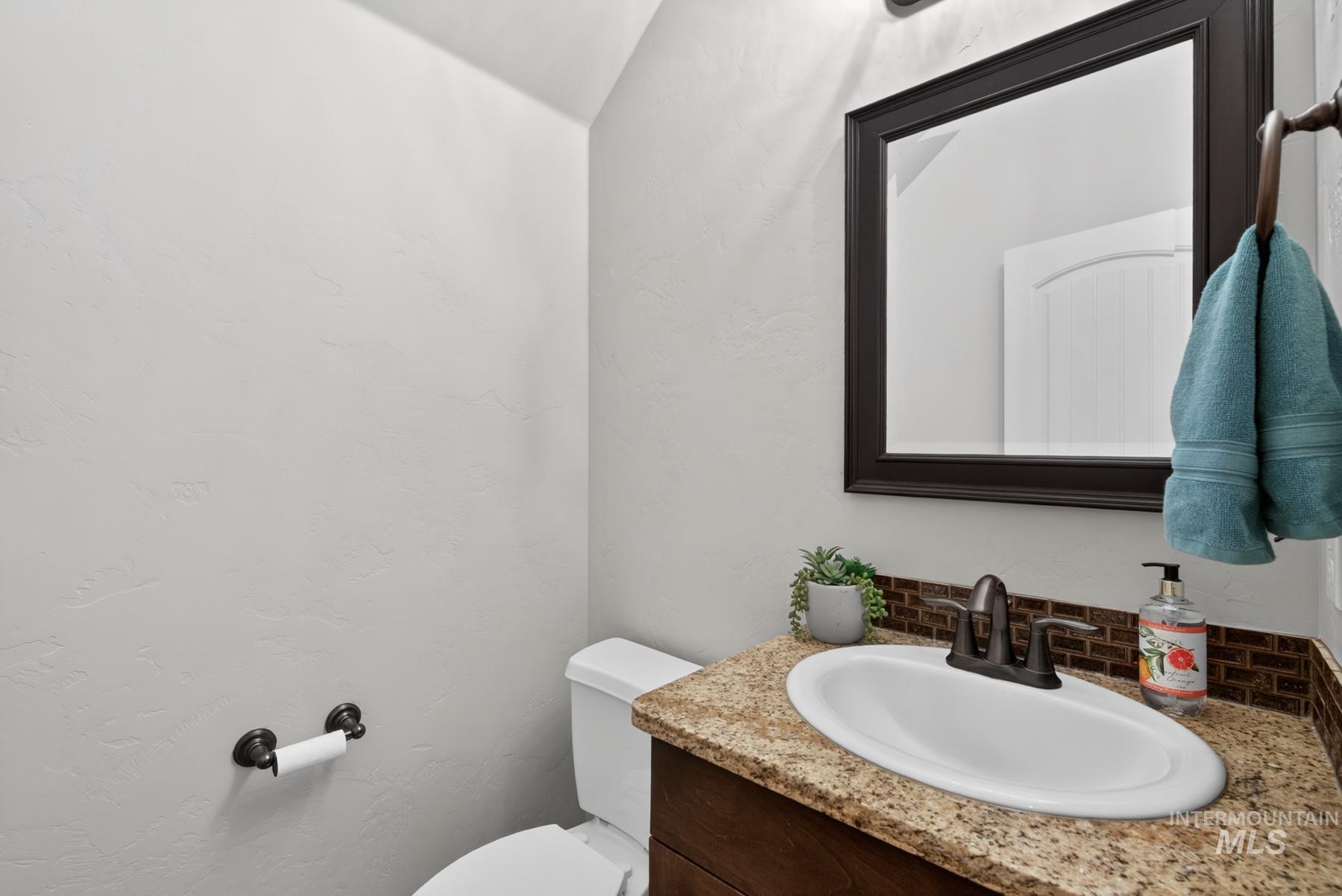 2979 E Ragusa, Meridian, Idaho 83642, 4 Bedrooms, 2.5 Bathrooms, Residential For Sale, Price $629,000,MLS 98986500