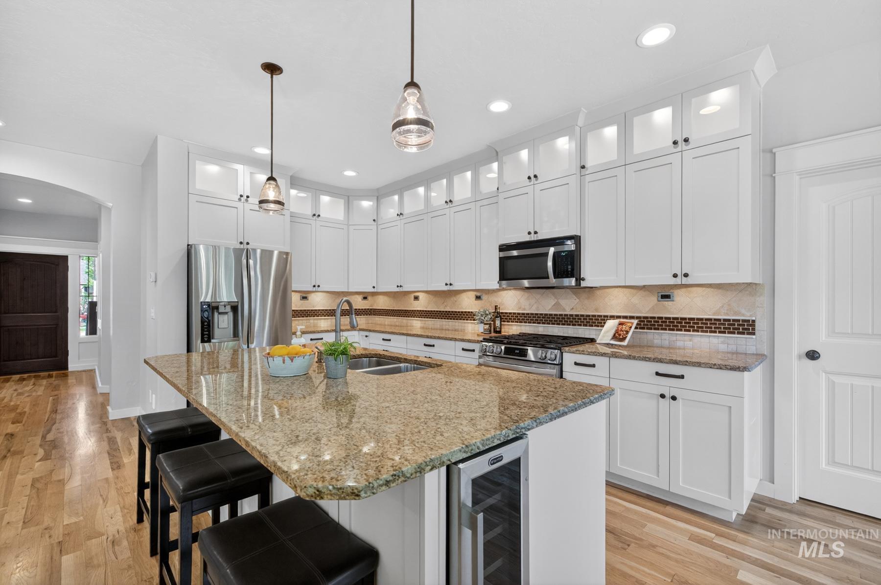 2979 E Ragusa, Meridian, Idaho 83642, 4 Bedrooms, 2.5 Bathrooms, Residential For Sale, Price $629,000,MLS 98986500
