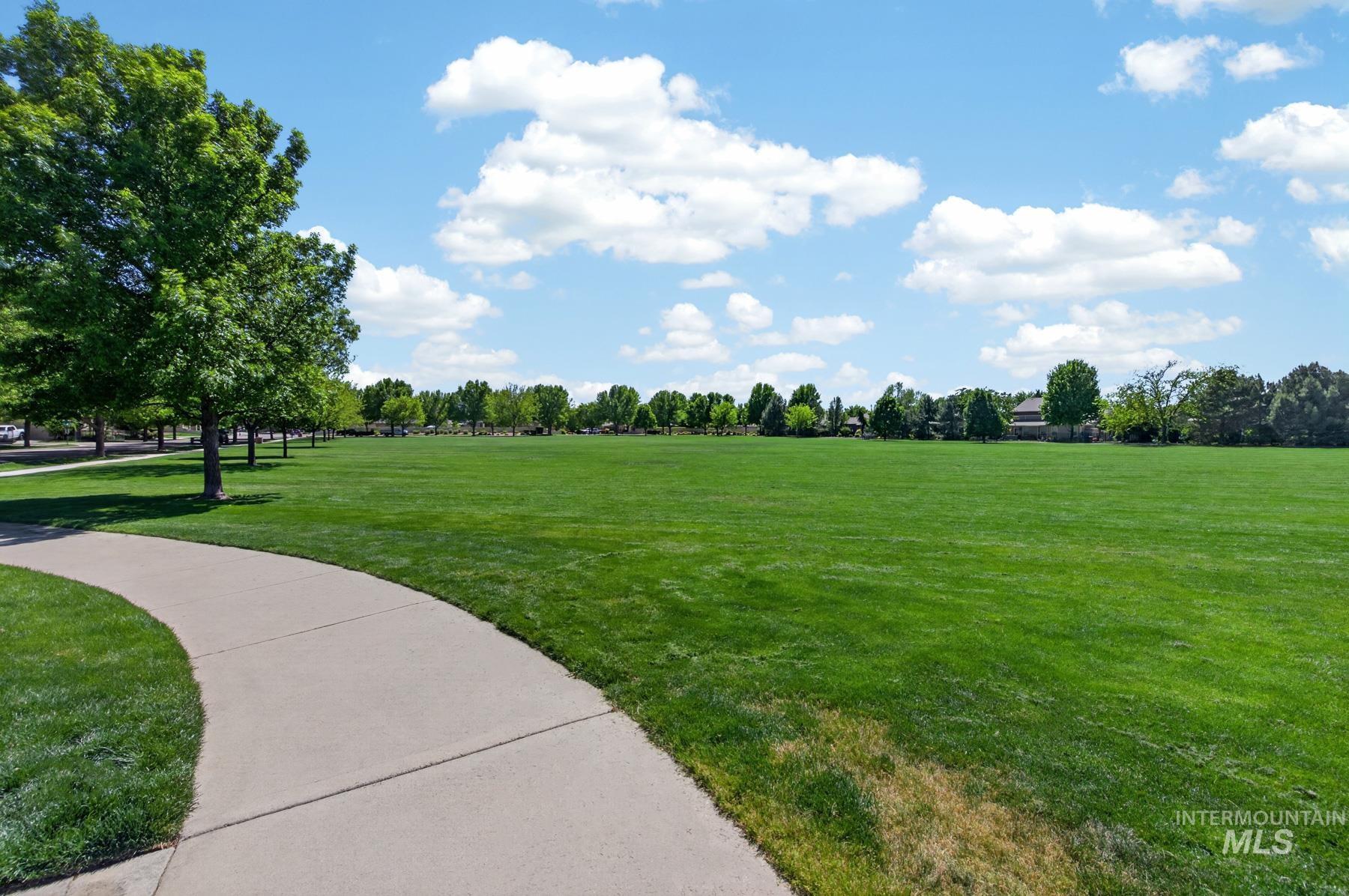 2979 E Ragusa, Meridian, Idaho 83642, 4 Bedrooms, 2.5 Bathrooms, Residential For Sale, Price $629,000,MLS 98986500
