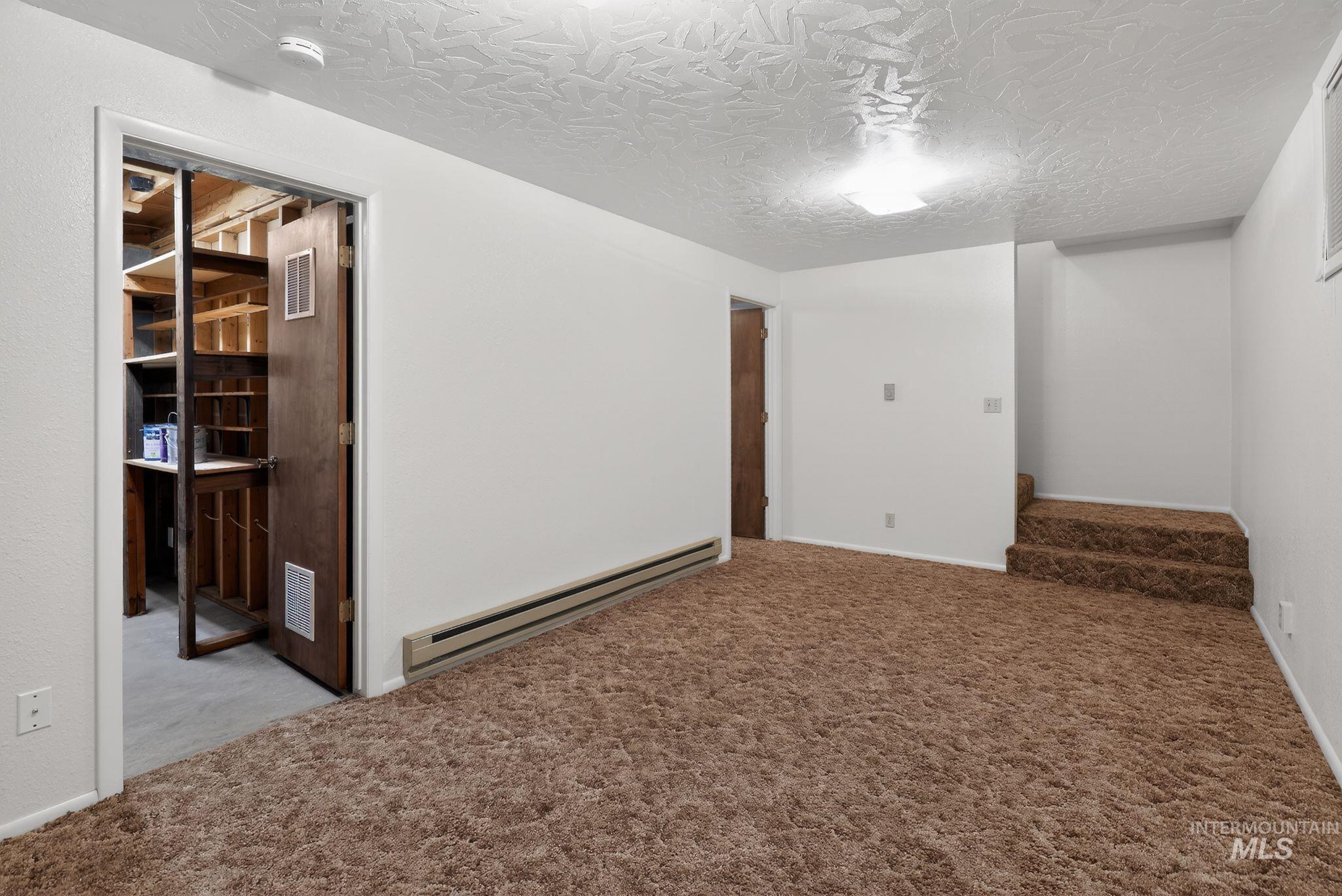 829 NW 2nd Street, Fruitland, Idaho 83619-3600, 3 Bedrooms, 2 Bathrooms, Residential For Sale, Price $469,000,MLS 98986501