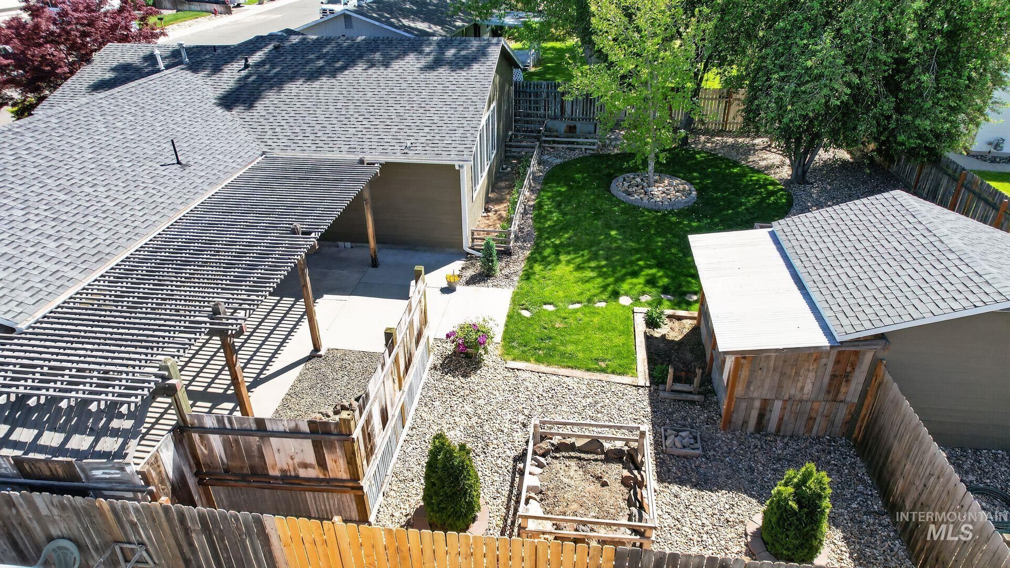 829 NW 2nd Street, Fruitland, Idaho 83619-3600, 3 Bedrooms, 2 Bathrooms, Residential For Sale, Price $469,000,MLS 98986501