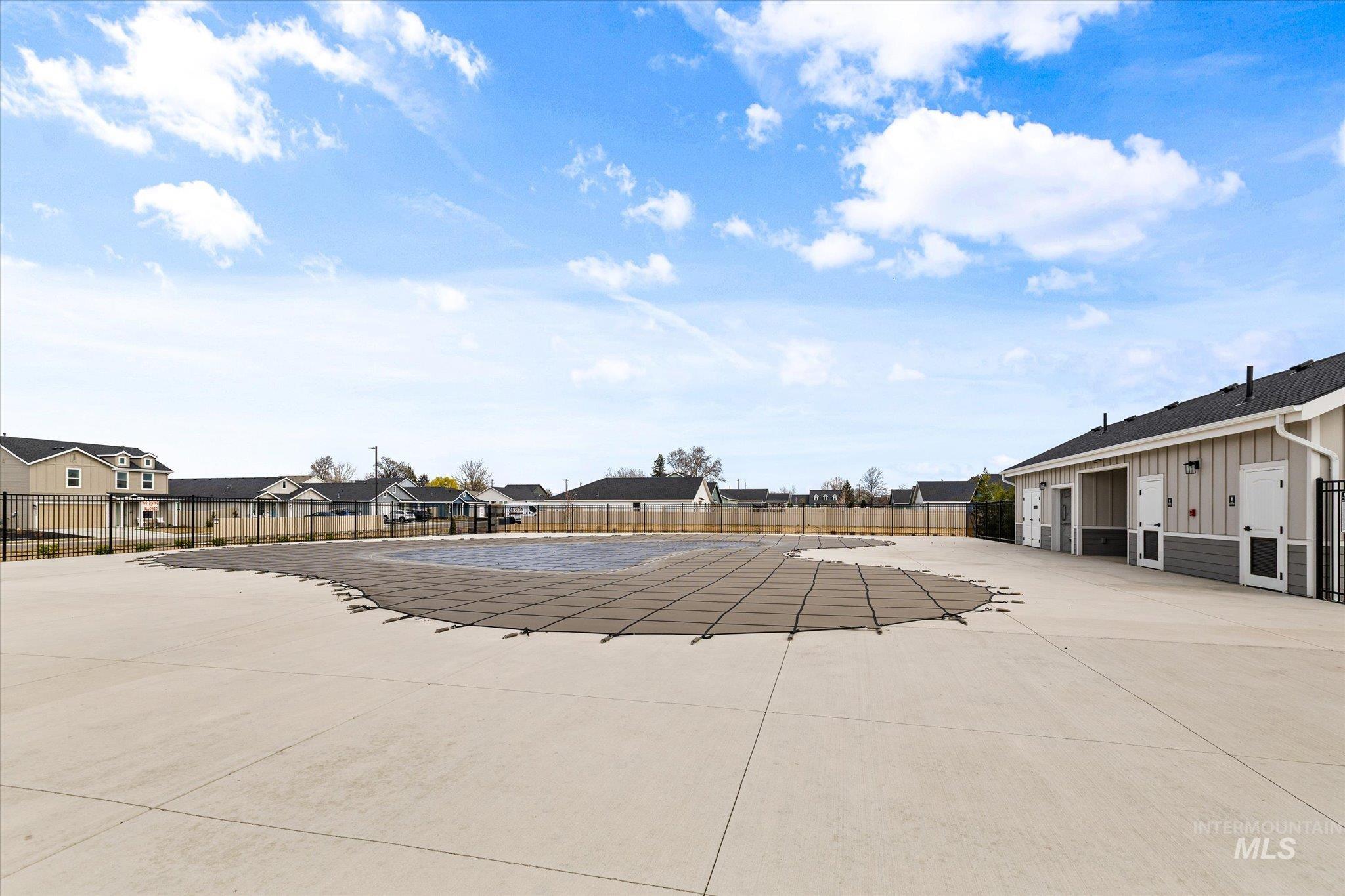 8641 E Velvet Ash St, Nampa, Idaho 83687, 4 Bedrooms, 2 Bathrooms, Residential For Sale, Price $415,000,MLS 98986508