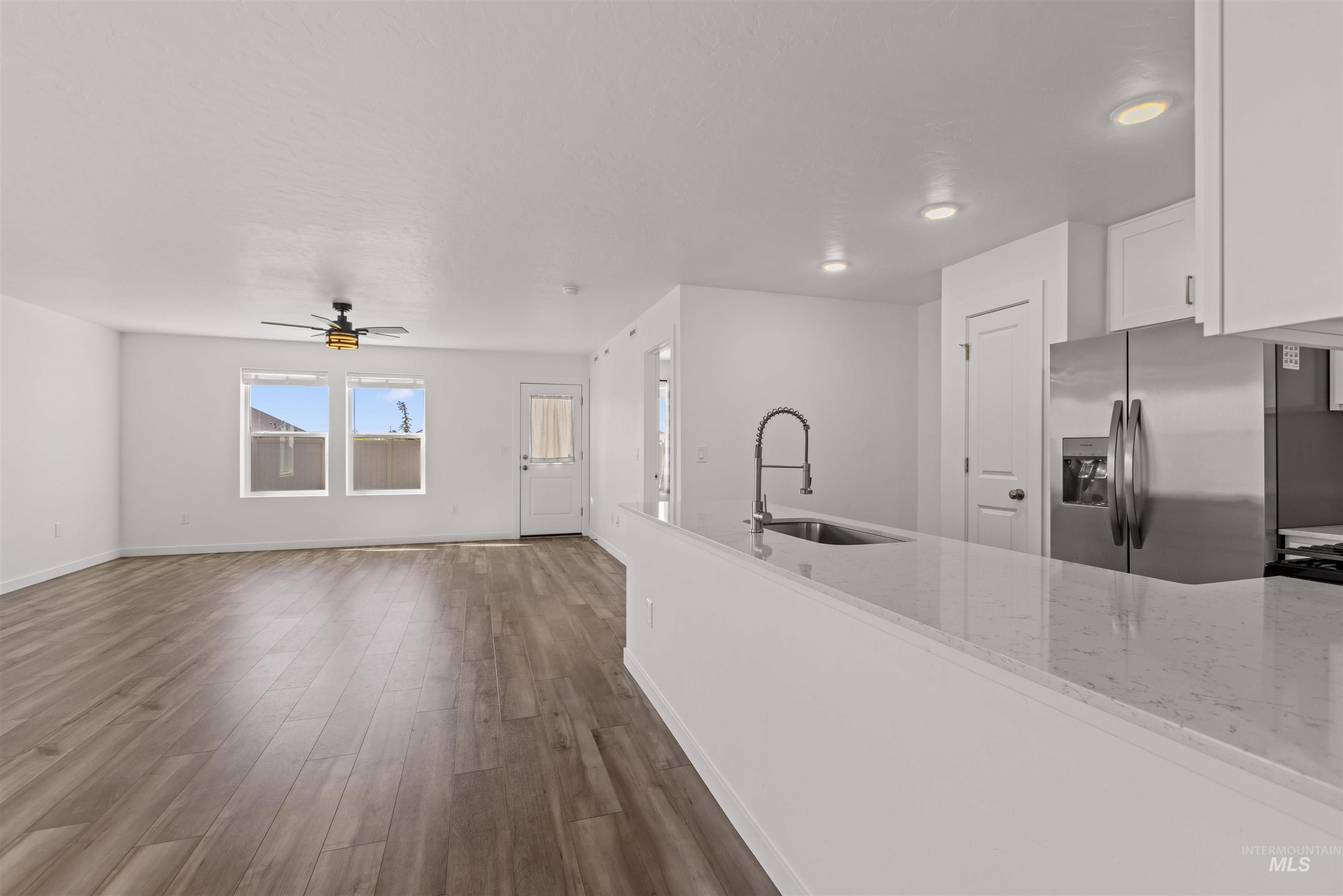 8641 E Velvet Ash St, Nampa, Idaho 83687, 4 Bedrooms, 2 Bathrooms, Residential For Sale, Price $415,000,MLS 98986508