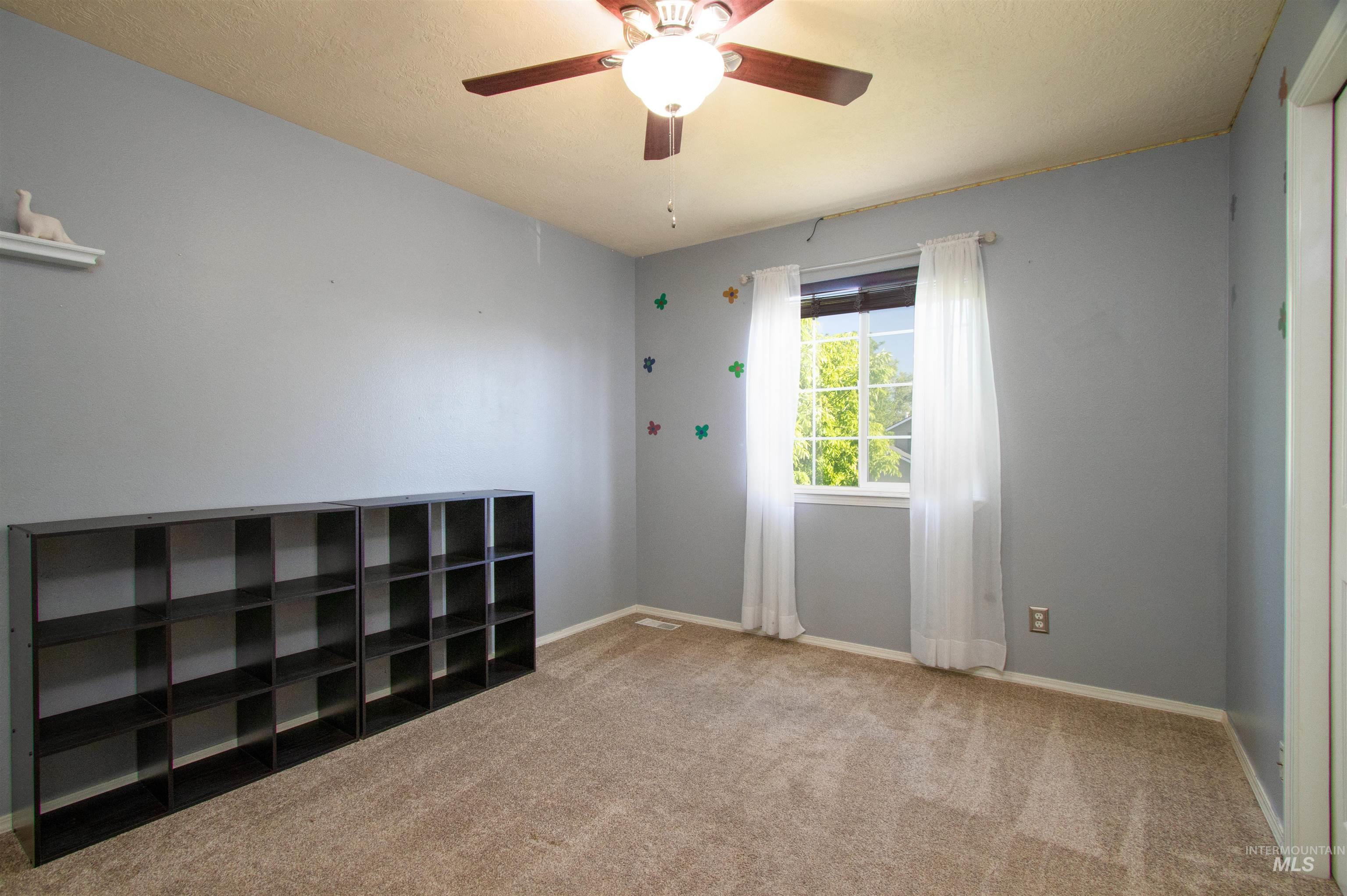 238 E E Moskee Street, Meridian, Idaho 83646, 4 Bedrooms, 2.5 Bathrooms, Residential For Sale, Price $514,900, 98986513