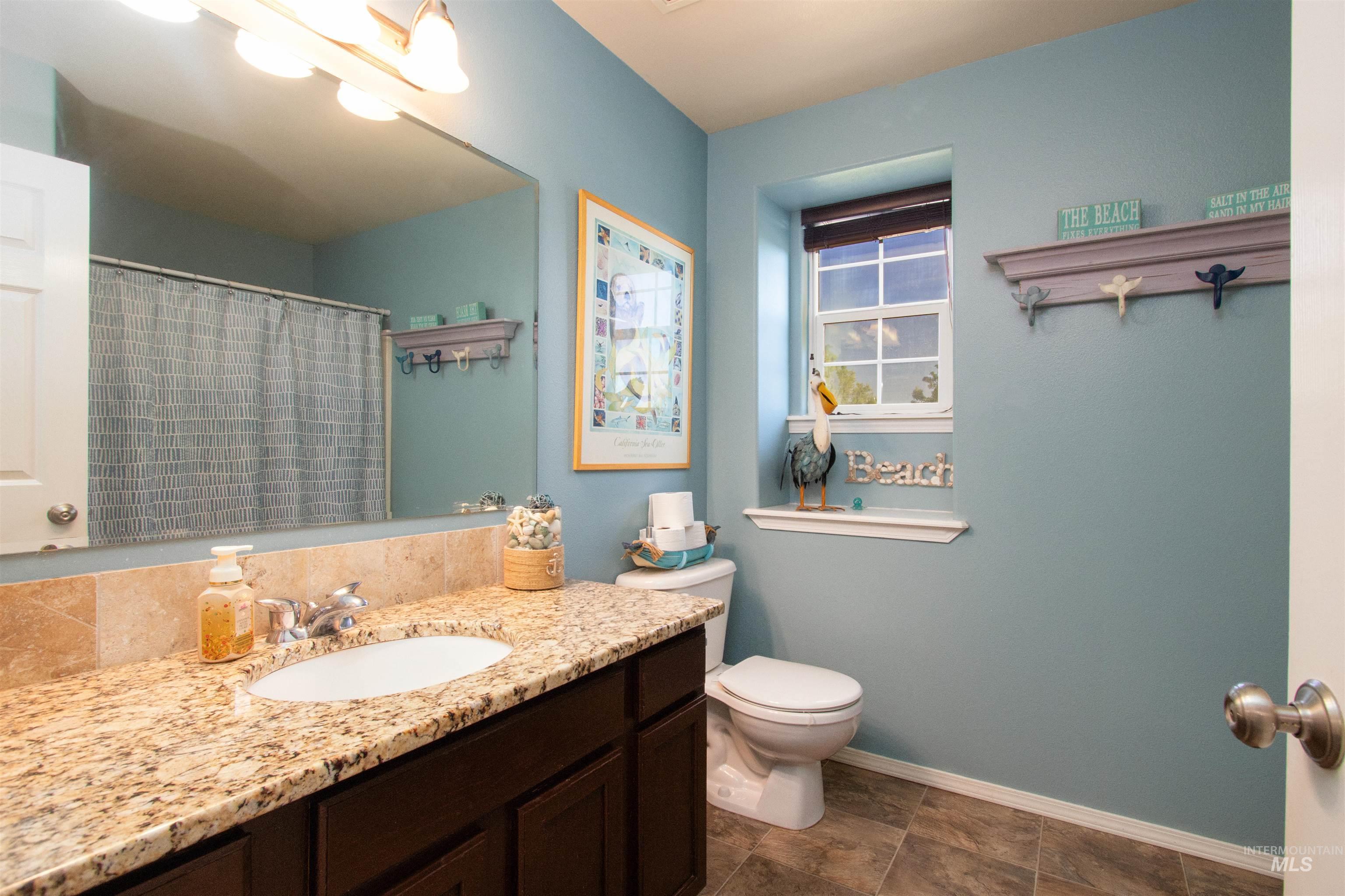 238 E E Moskee Street, Meridian, Idaho 83646, 4 Bedrooms, 2.5 Bathrooms, Residential For Sale, Price $514,900, 98986513