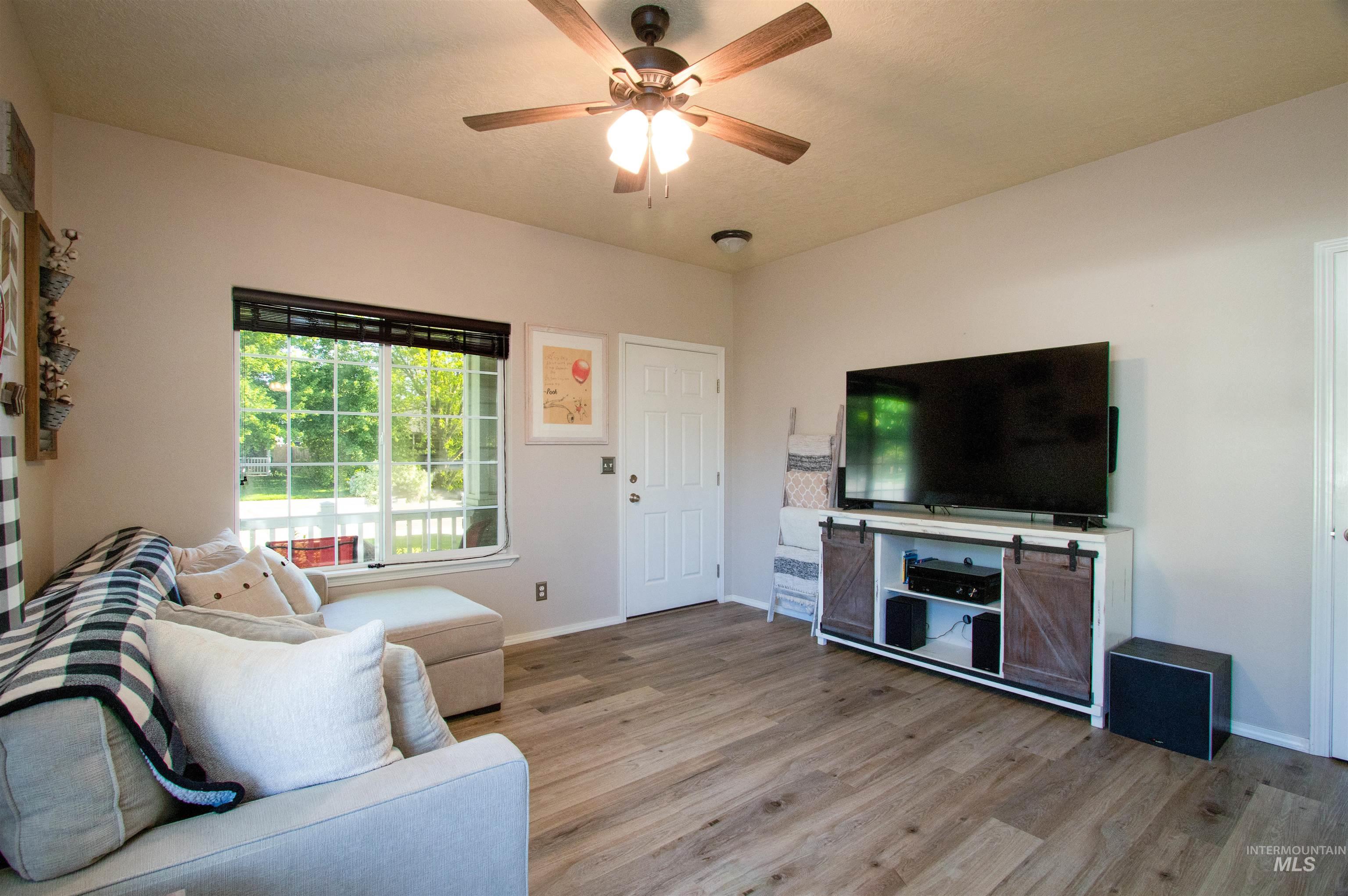 238 E E Moskee Street, Meridian, Idaho 83646, 4 Bedrooms, 2.5 Bathrooms, Residential For Sale, Price $514,900, 98986513