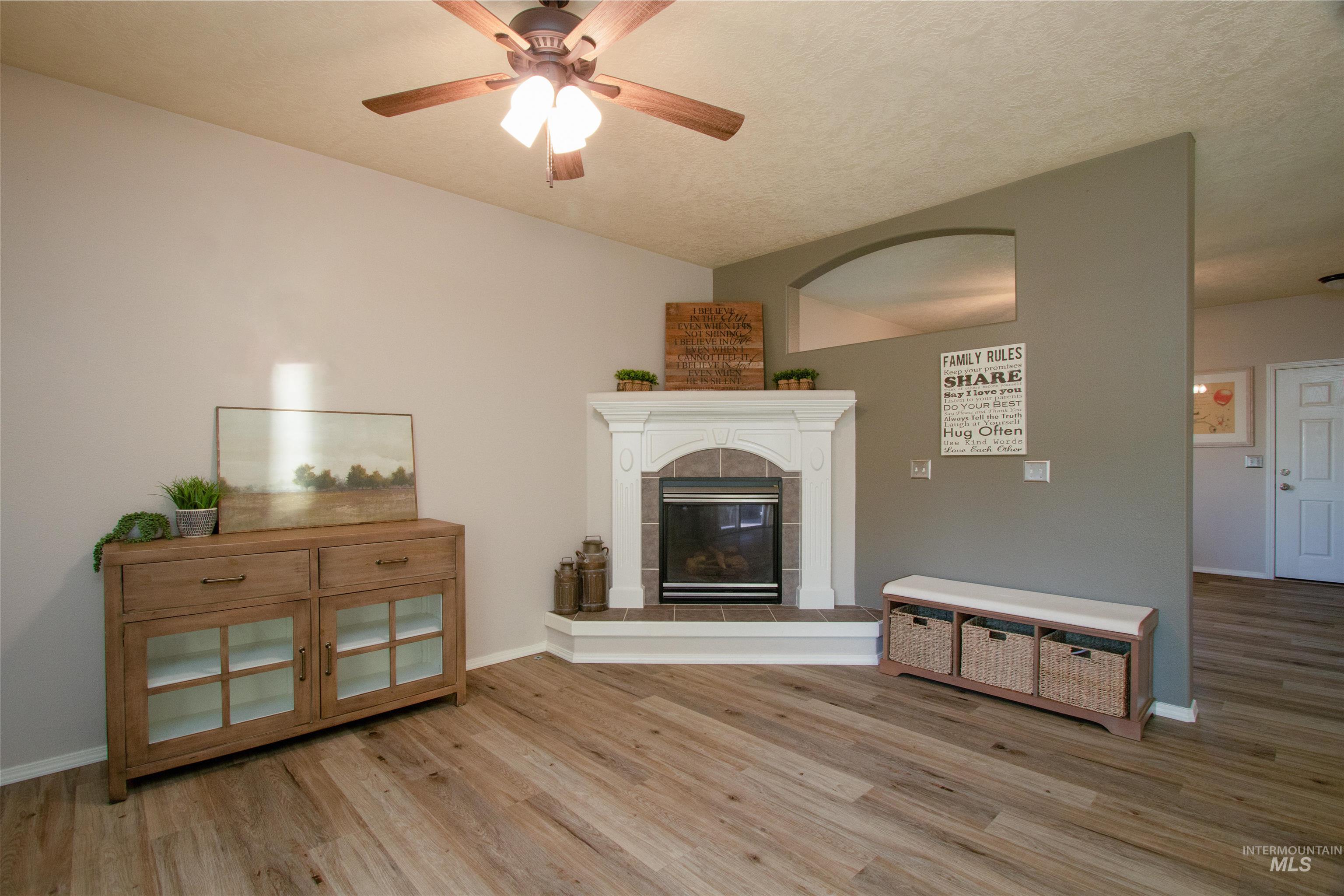 238 E E Moskee Street, Meridian, Idaho 83646, 4 Bedrooms, 2.5 Bathrooms, Residential For Sale, Price $514,900, 98986513
