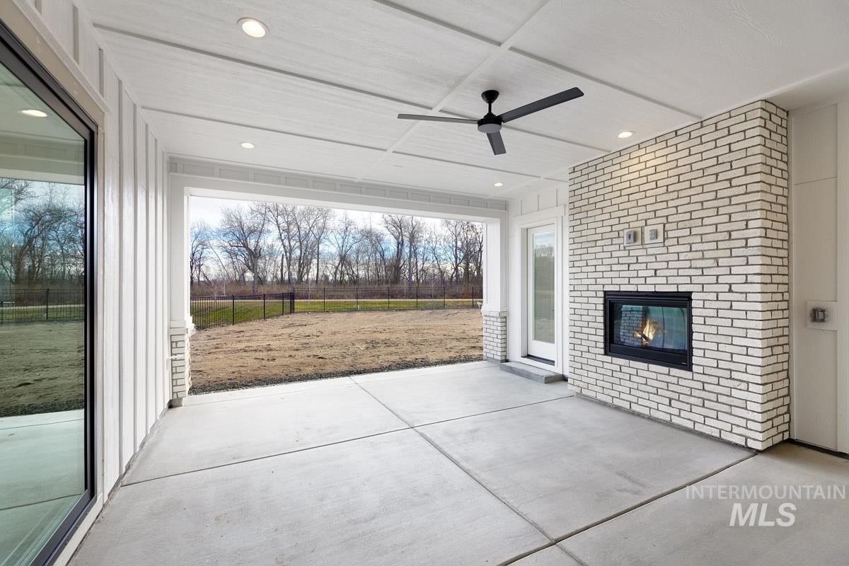 4357 W Estuary Ct., Eagle, Idaho 83616, 4 Bedrooms, 4.5 Bathrooms, Residential For Sale, Price $1,405,518, 98986514