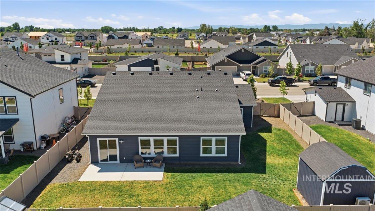 1586 Cashel St, Middleton, Idaho 83664, 4 Bedrooms, 2 Bathrooms, Residential For Sale, Price $464,900,MLS 98986515
