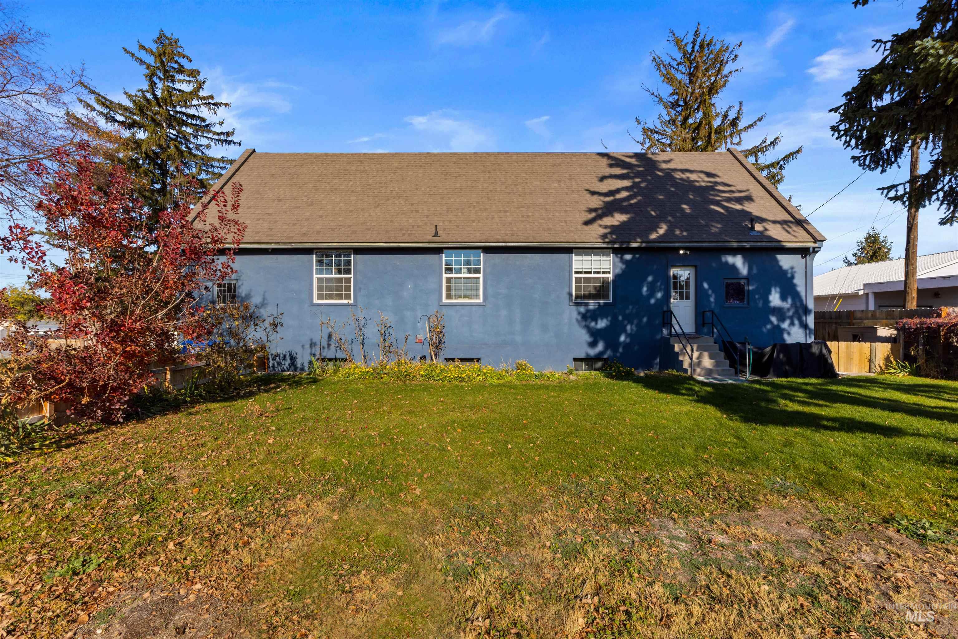 712 N 4th St, Parma, Idaho 83660, 2 Bedrooms, 2 Bathrooms, Residential Income For Sale, Price $520,000,MLS 98986517