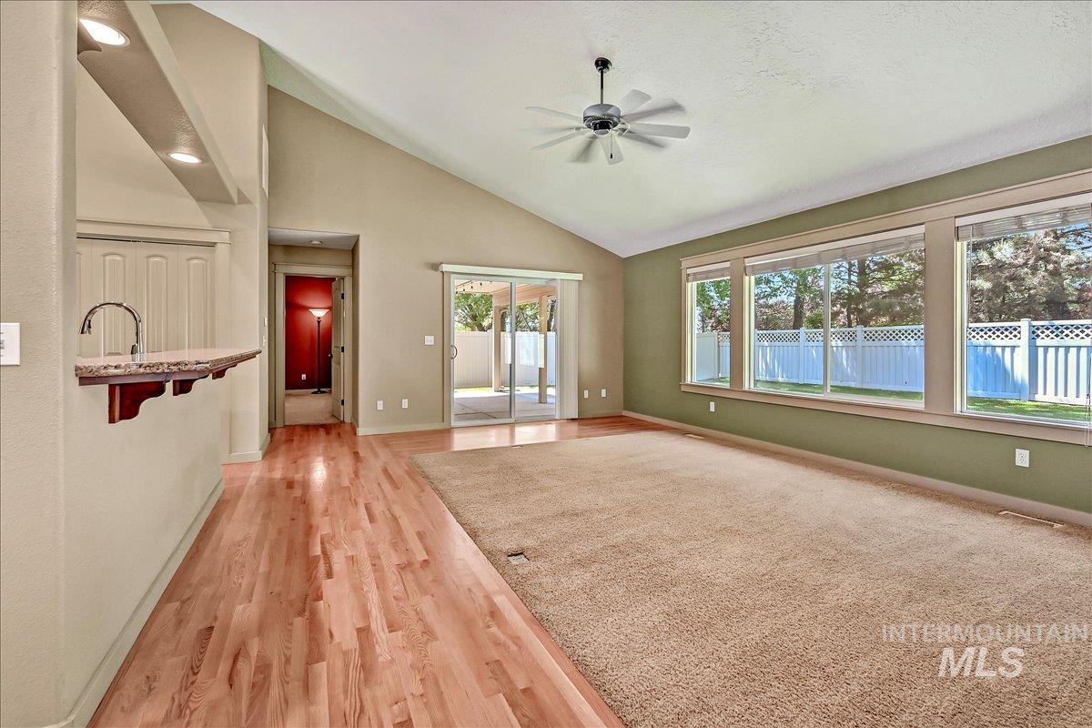 817 N Shadowridge Ave, Eagle, Idaho 83616, 3 Bedrooms, 2 Bathrooms, Residential For Sale, Price $579,000, 98986518