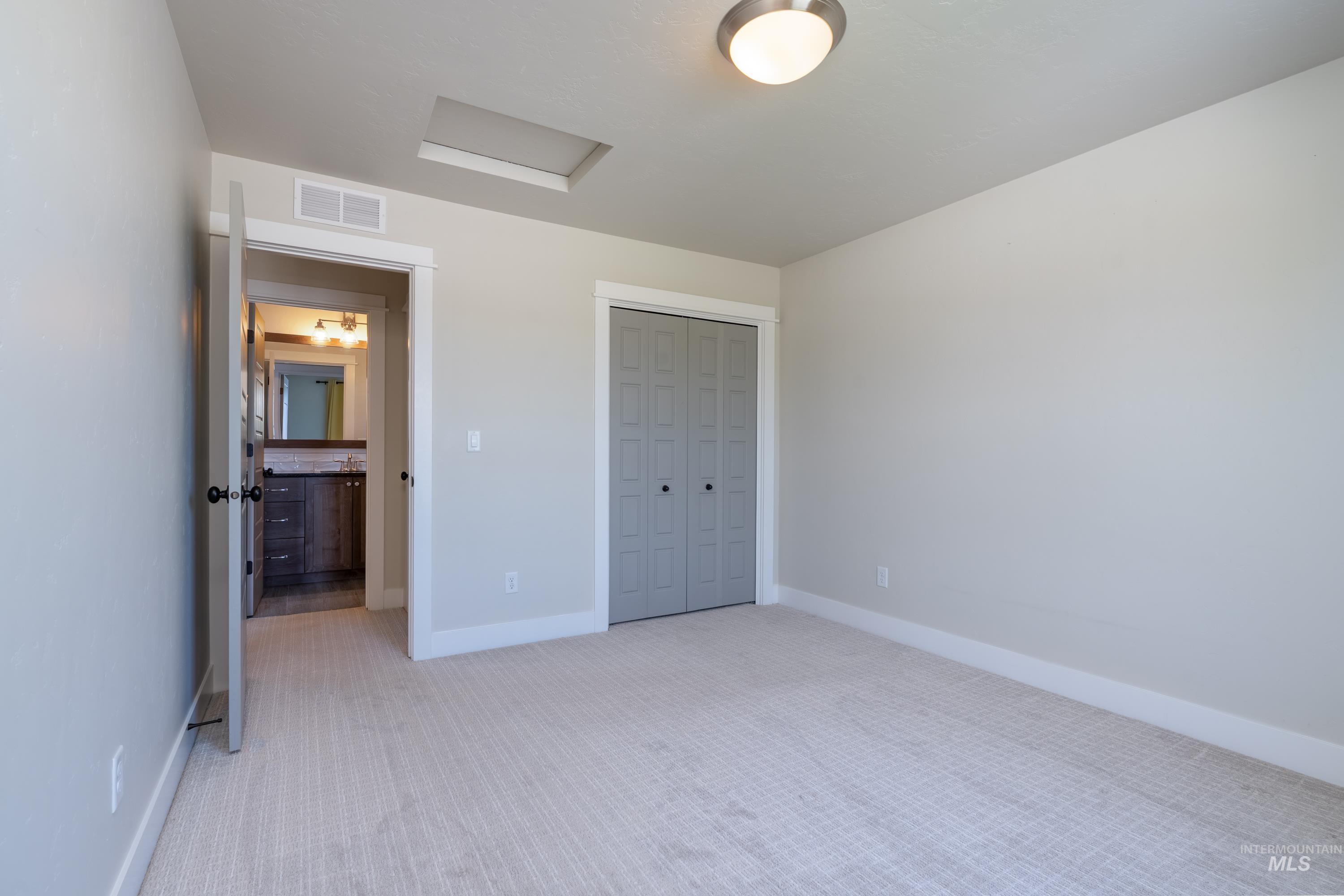 2641 N Whitebird Place, Meridian, Idaho 83646, 3 Bedrooms, 3 Bathrooms, Residential For Sale, Price $675,000, 98986521