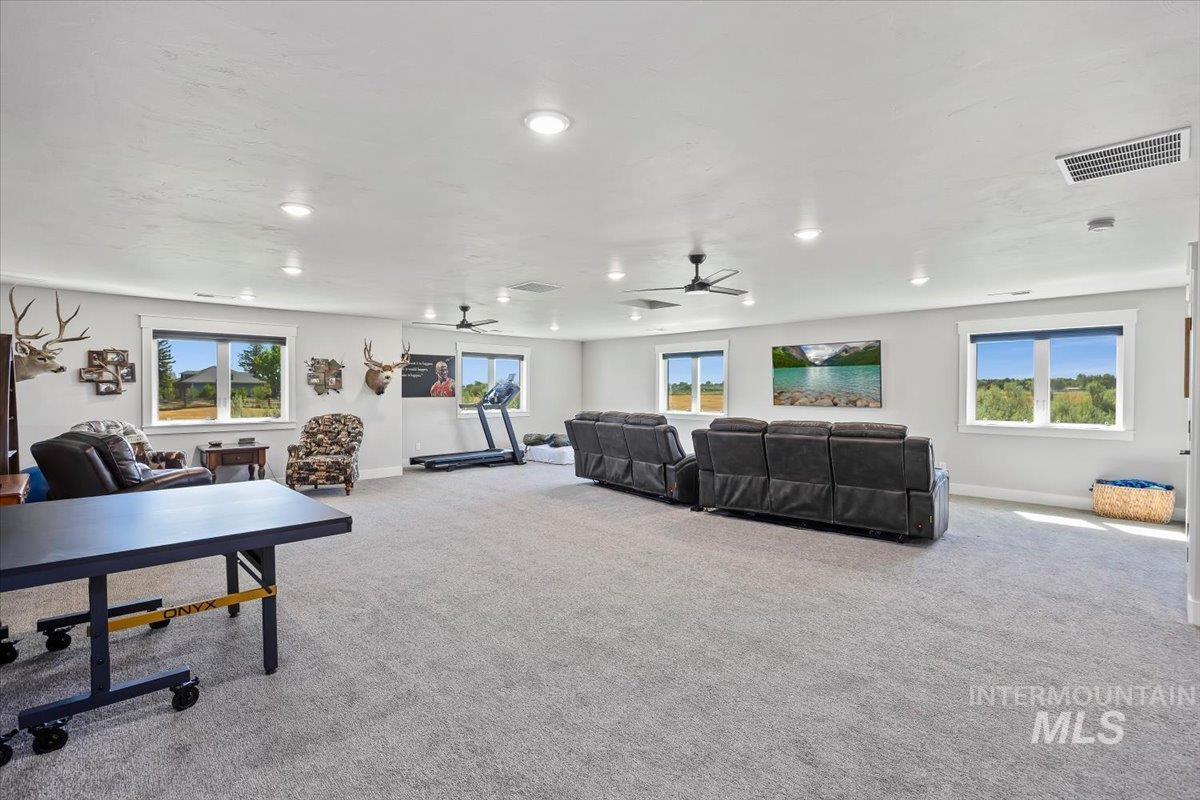 1587 Clear Creek Loop, Twin Falls, Idaho 83301-8322, 4 Bedrooms, 3 Bathrooms, Residential For Sale, Price $954,900, 98986522