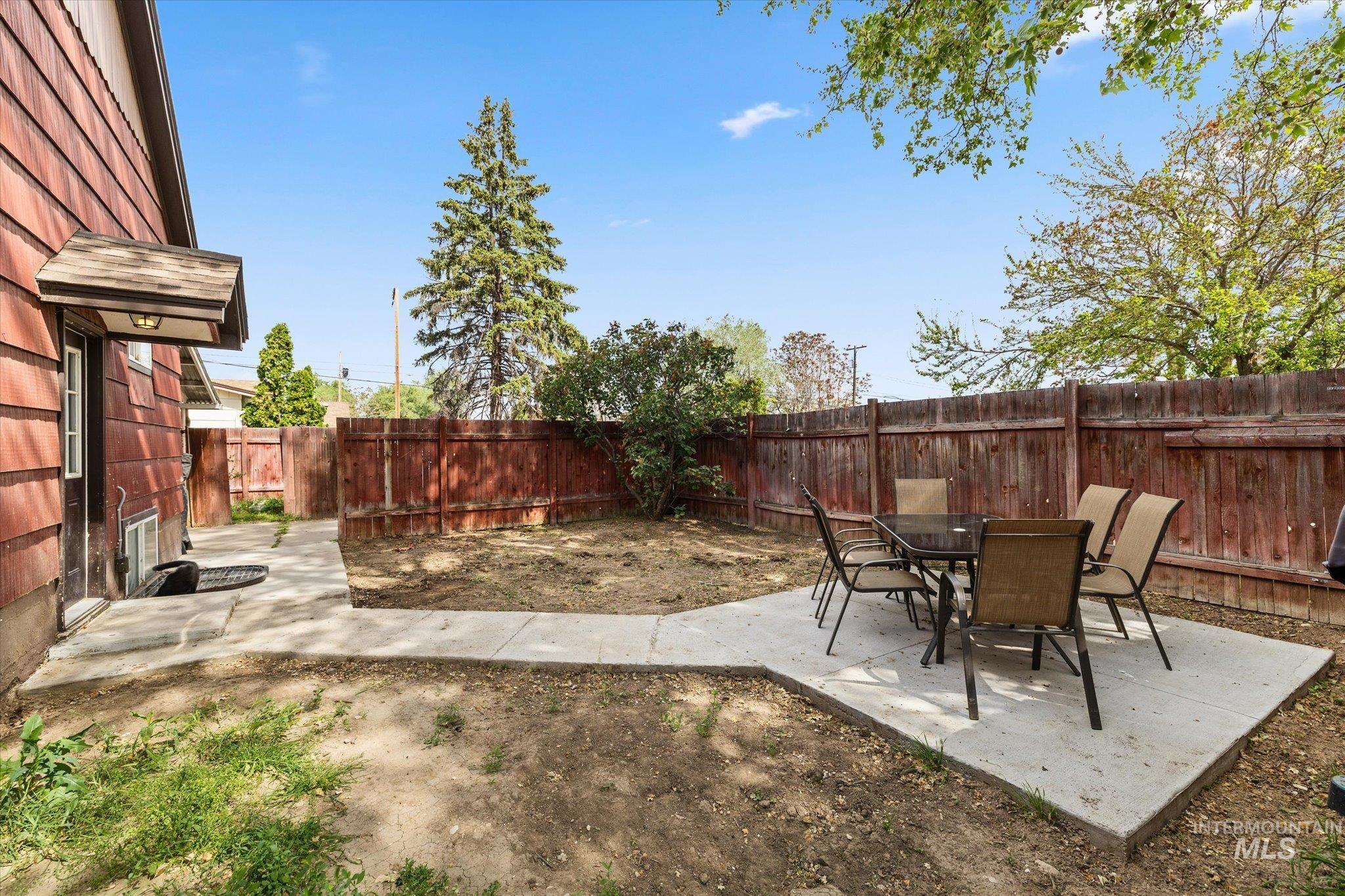 1203 13th Ave S, Nampa, Idaho 83651, 4 Bedrooms, 1 Bathroom, Residential For Sale, Price $330,000,MLS 98986523