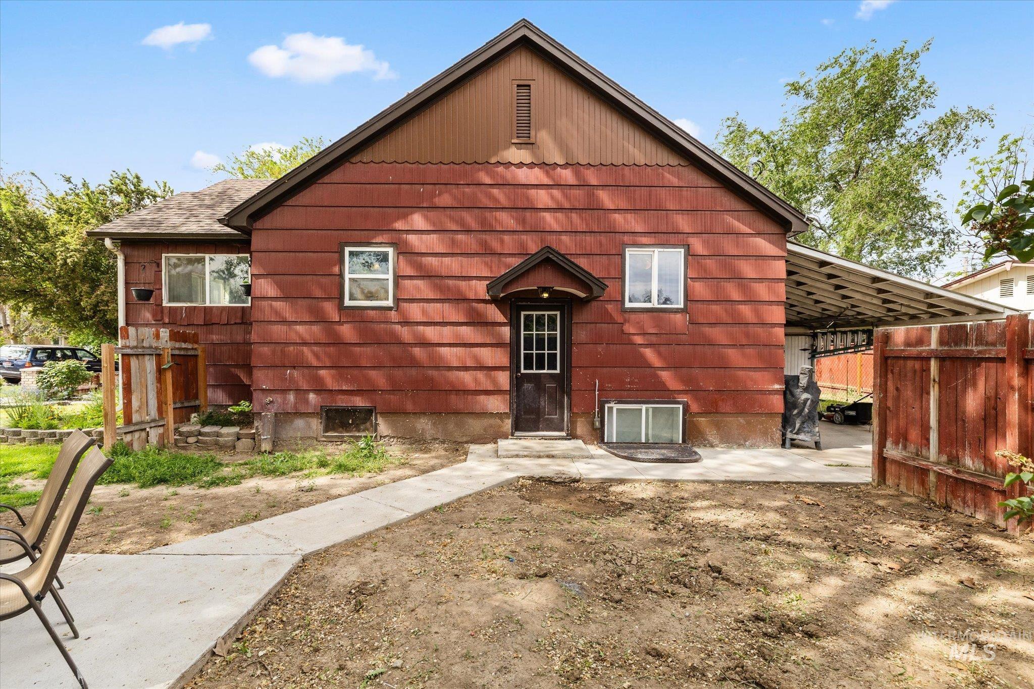 1203 13th Ave S, Nampa, Idaho 83651, 4 Bedrooms, 1 Bathroom, Residential For Sale, Price $330,000,MLS 98986523