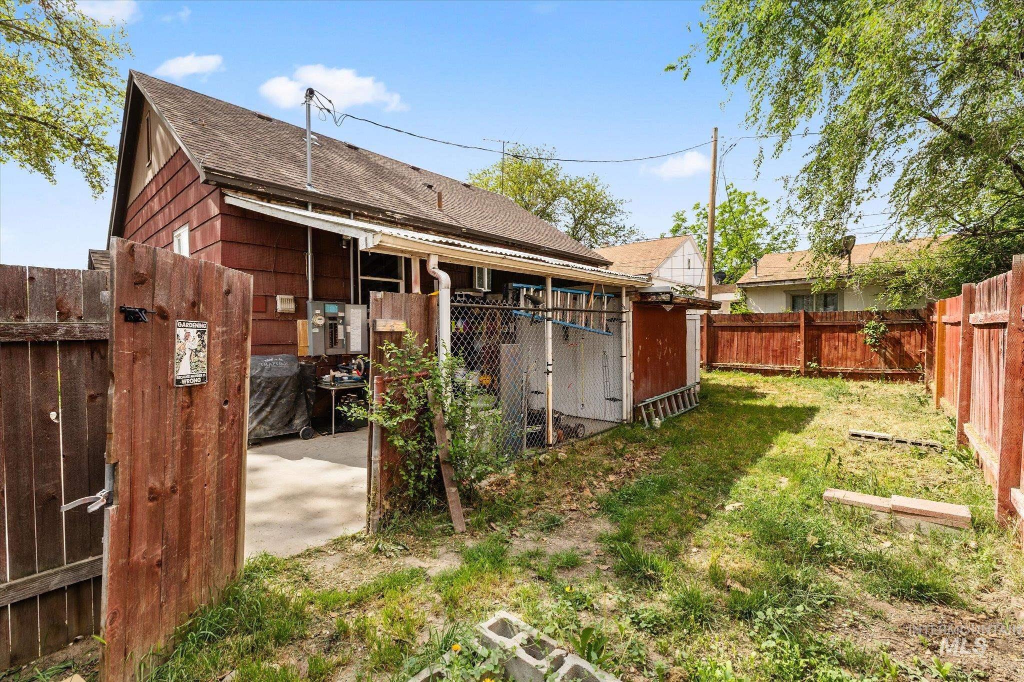 1203 13th Ave S, Nampa, Idaho 83651, 4 Bedrooms, 1 Bathroom, Residential For Sale, Price $330,000,MLS 98986523