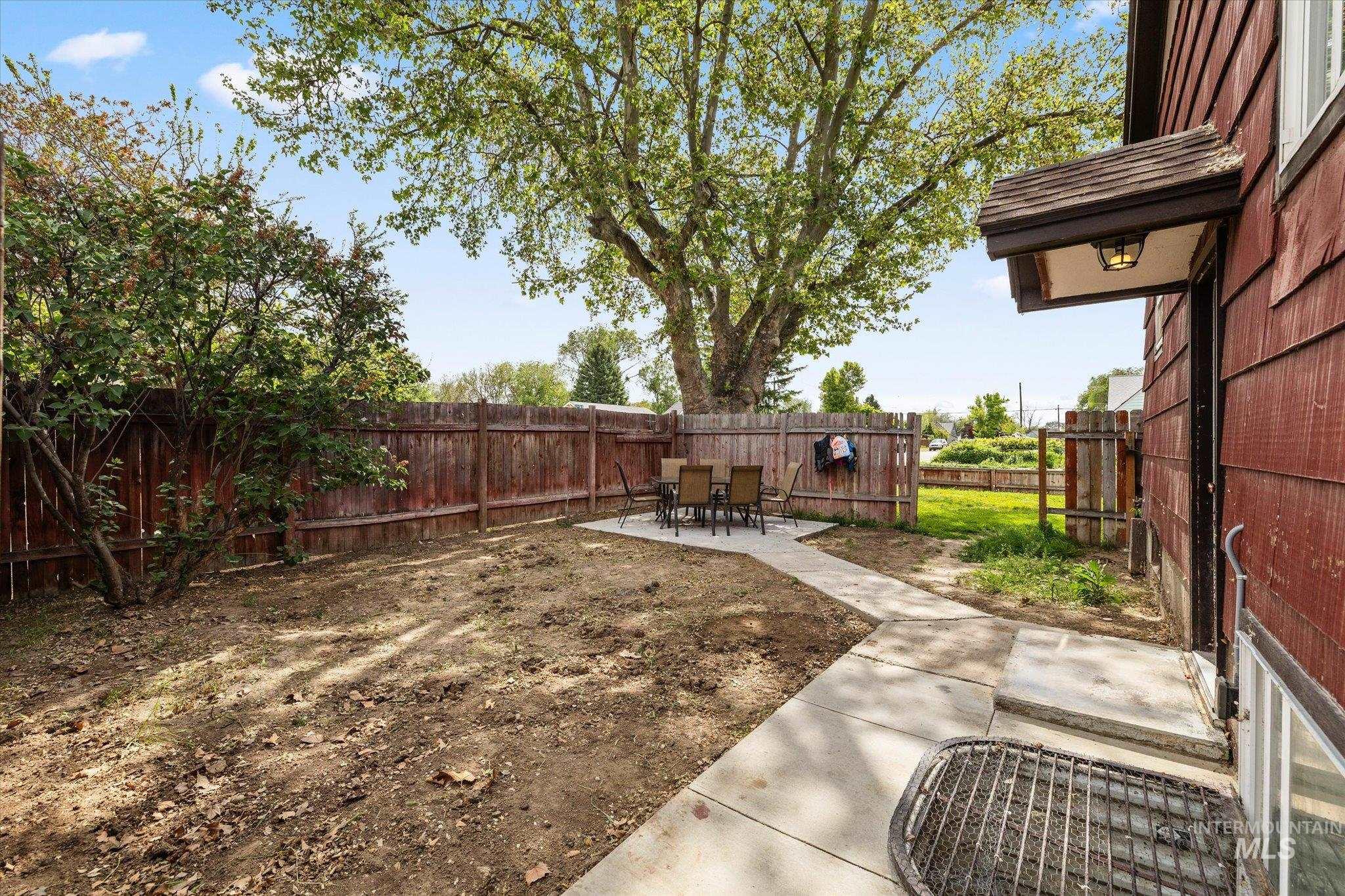 1203 13th Ave S, Nampa, Idaho 83651, 4 Bedrooms, 1 Bathroom, Residential For Sale, Price $330,000,MLS 98986523