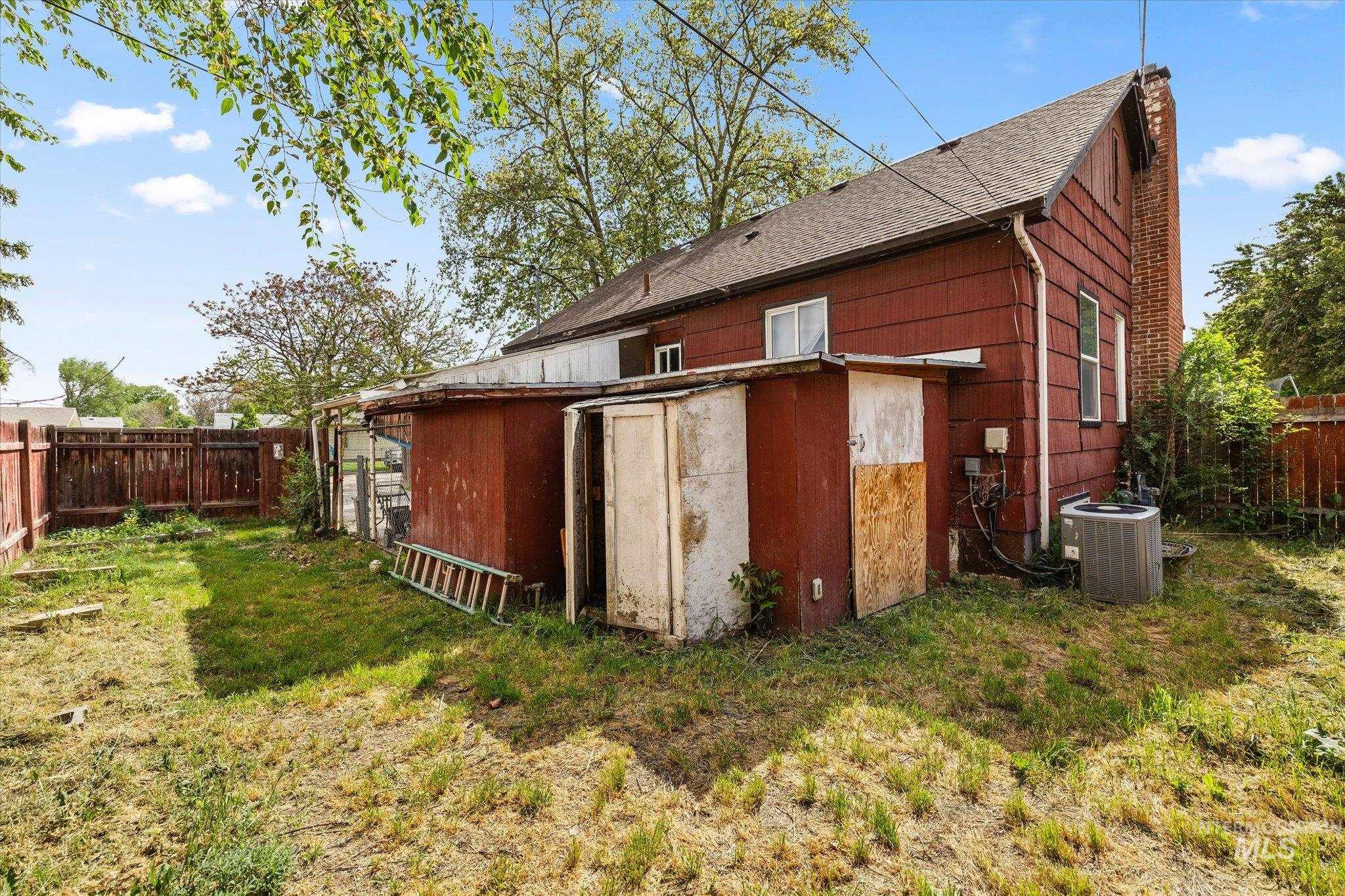1203 13th Ave S, Nampa, Idaho 83651, 4 Bedrooms, 1 Bathroom, Residential For Sale, Price $330,000,MLS 98986523