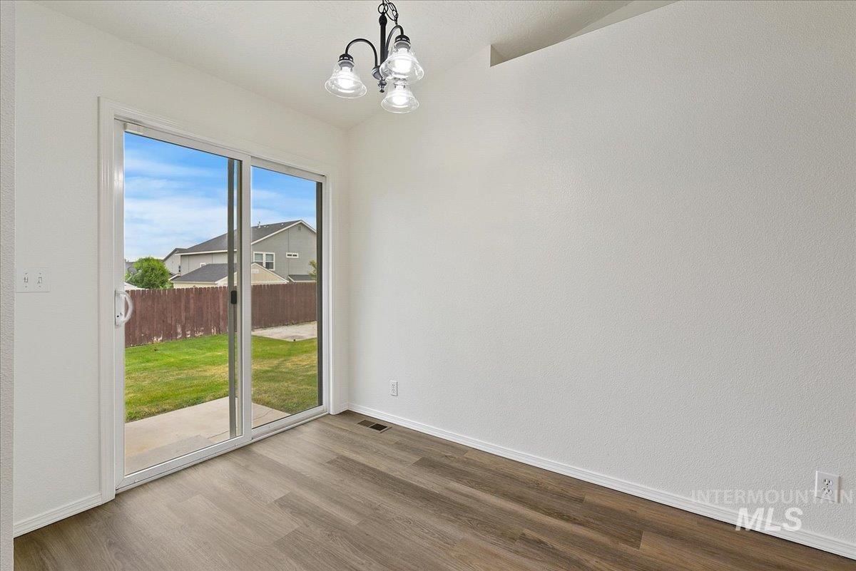 3502 S Twin Springs Way, Nampa, Idaho 83686, 3 Bedrooms, 2 Bathrooms, Residential For Sale, Price $364,900,MLS 98986524