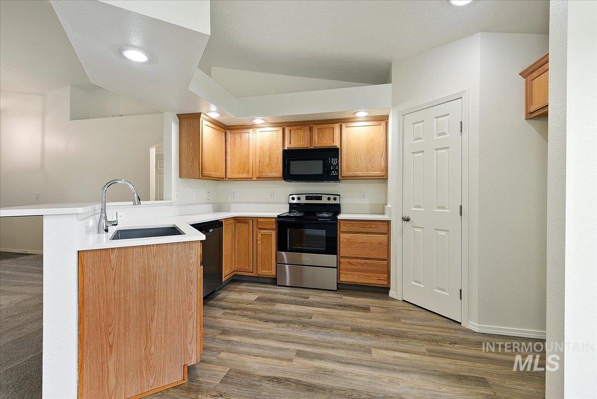 3502 S Twin Springs Way, Nampa, Idaho 83686, 3 Bedrooms, 2 Bathrooms, Residential For Sale, Price $364,900,MLS 98986524