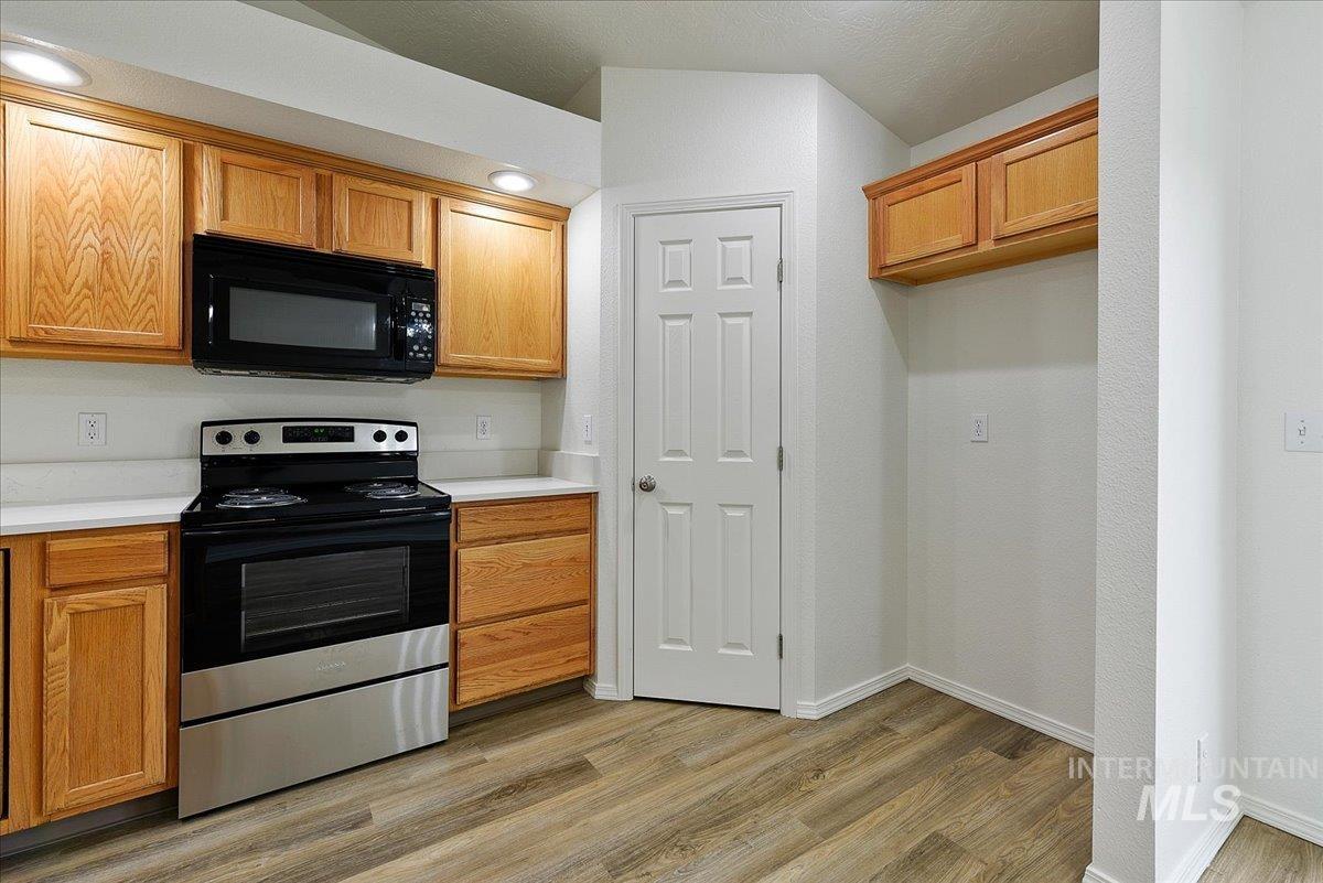 3502 S Twin Springs Way, Nampa, Idaho 83686, 3 Bedrooms, 2 Bathrooms, Residential For Sale, Price $364,900,MLS 98986524