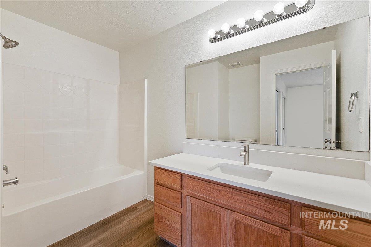 3502 S Twin Springs Way, Nampa, Idaho 83686, 3 Bedrooms, 2 Bathrooms, Residential For Sale, Price $364,900,MLS 98986524