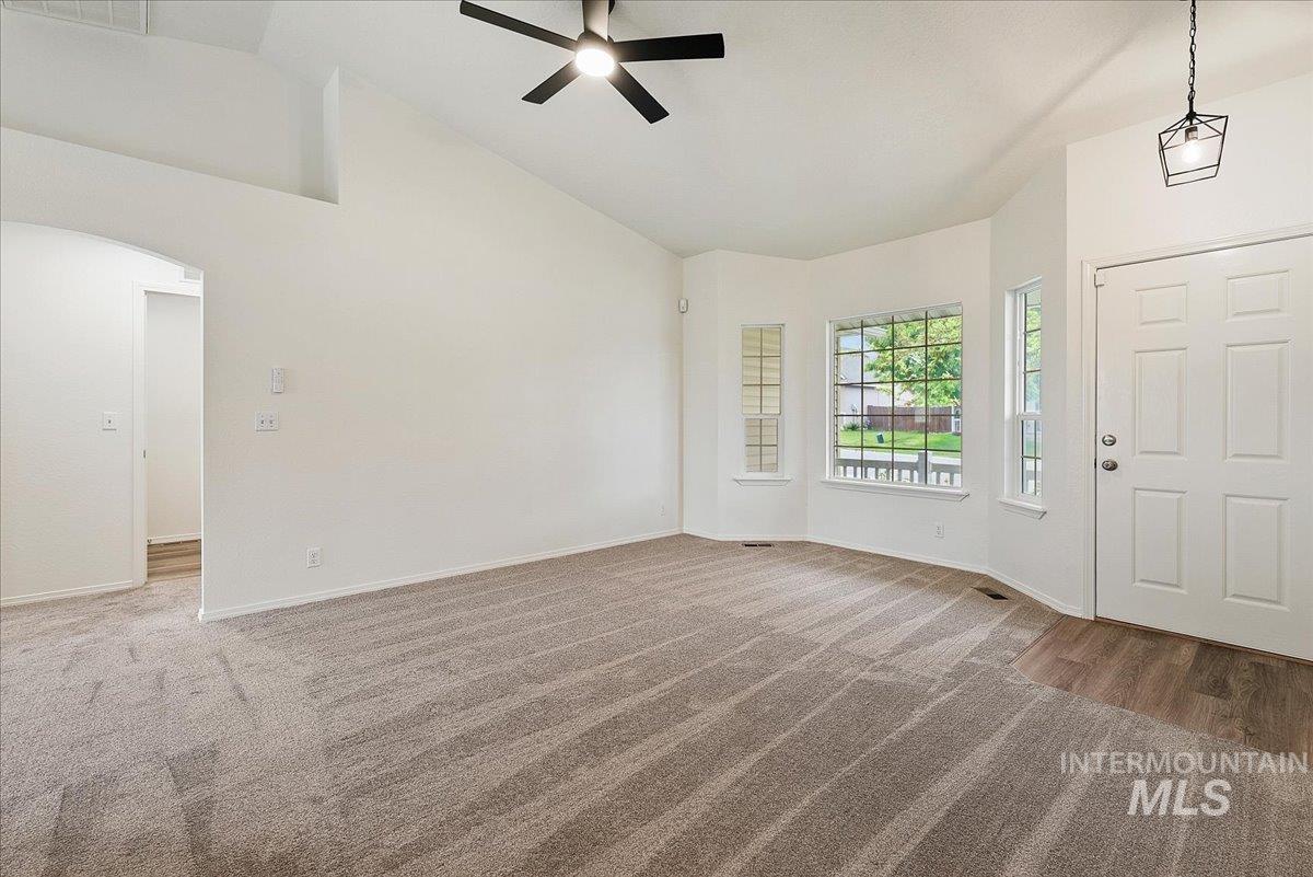 3502 S Twin Springs Way, Nampa, Idaho 83686, 3 Bedrooms, 2 Bathrooms, Residential For Sale, Price $364,900,MLS 98986524