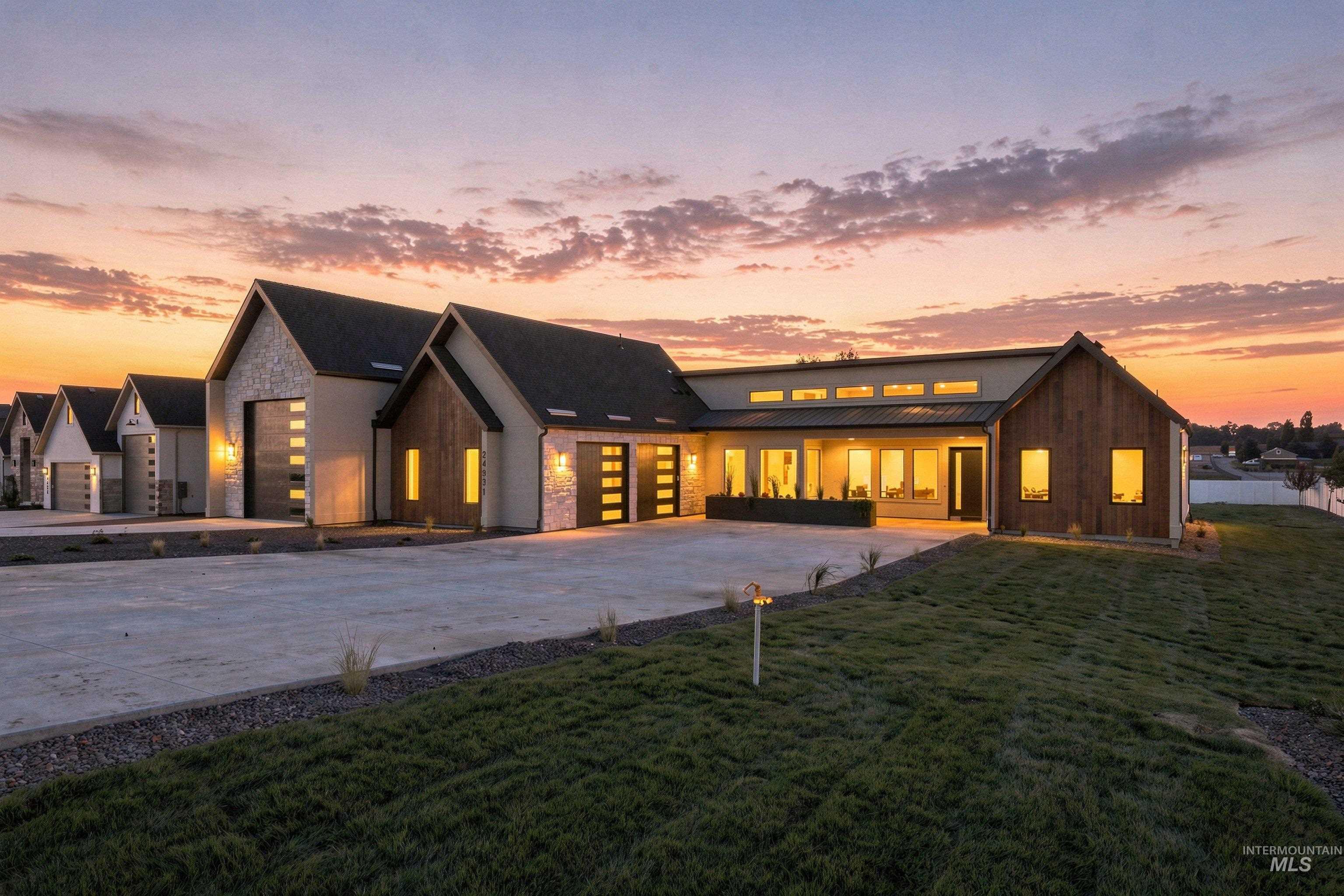 24821 Ardmore Ct, Caldwell, Idaho 83607, 4 Bedrooms, 3 Bathrooms, Residential For Sale, Price $1,274,999,MLS 98986528