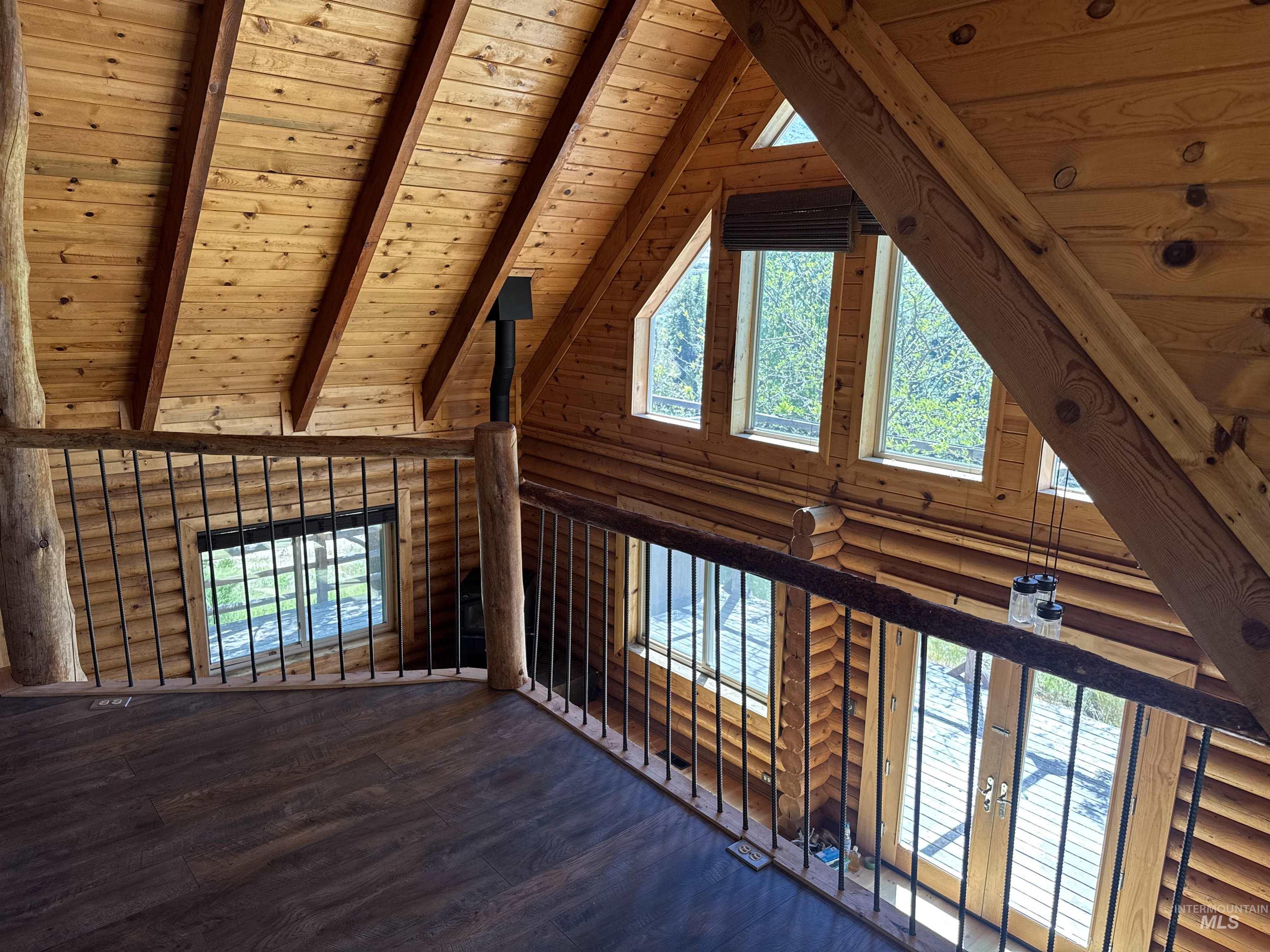 42 Hummingbird Haven, Boise, Idaho 83616, 3 Bedrooms, 2 Bathrooms, Residential For Sale, Price $450,000,MLS 98986529