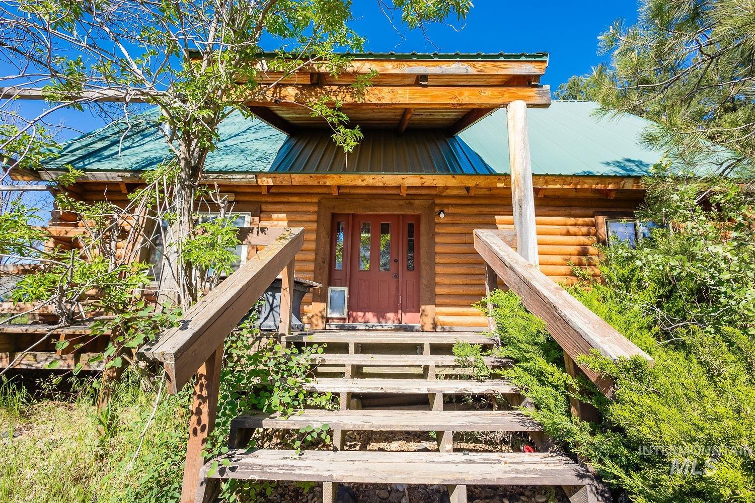 42 Hummingbird Haven, Boise, Idaho 83616, 3 Bedrooms, 2 Bathrooms, Residential For Sale, Price $450,000,MLS 98986529