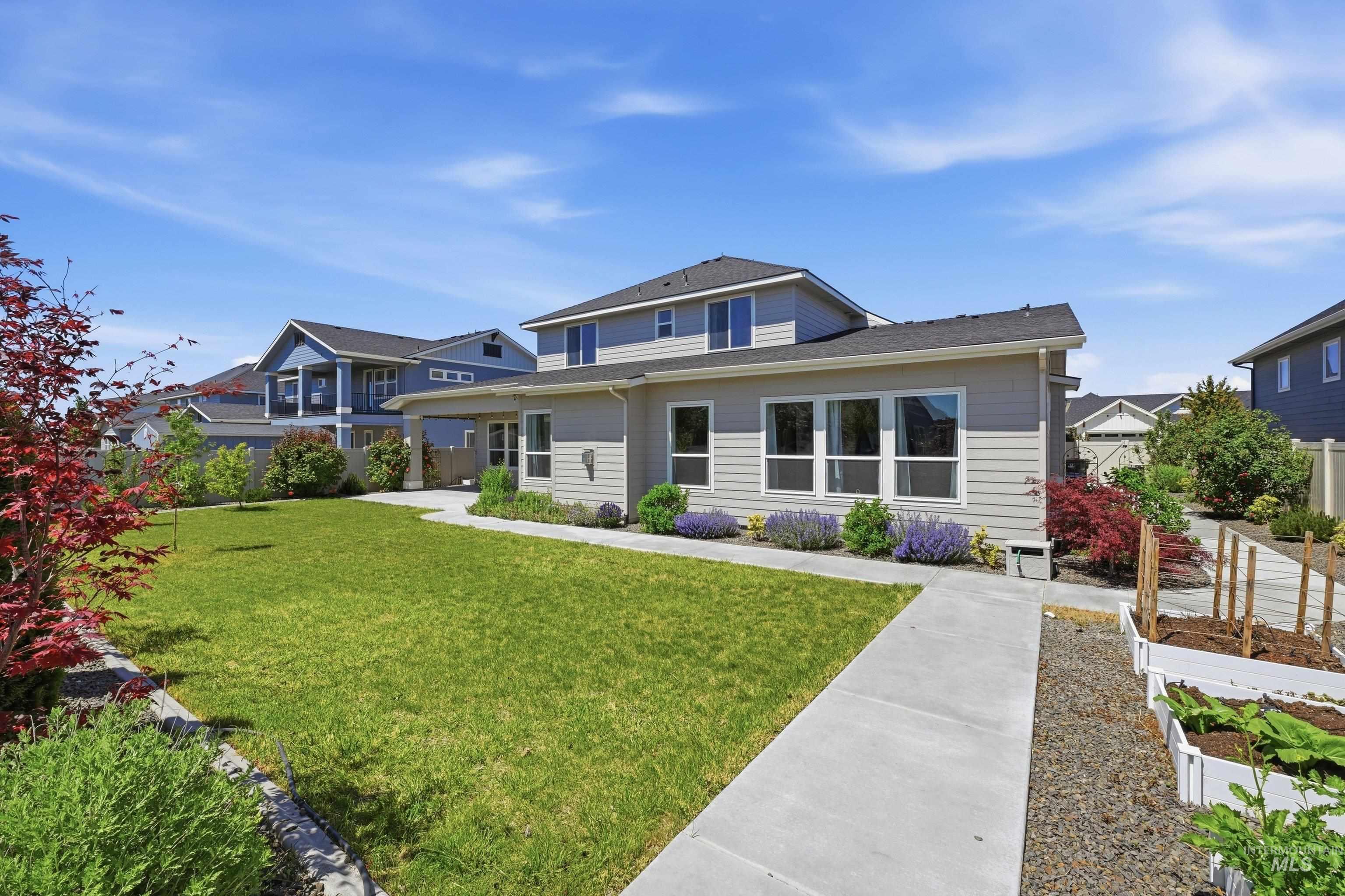 5437 W Philomena, Meridian, Idaho 83646, 5 Bedrooms, 4.5 Bathrooms, Residential For Sale, Price $1,079,900, 98986531