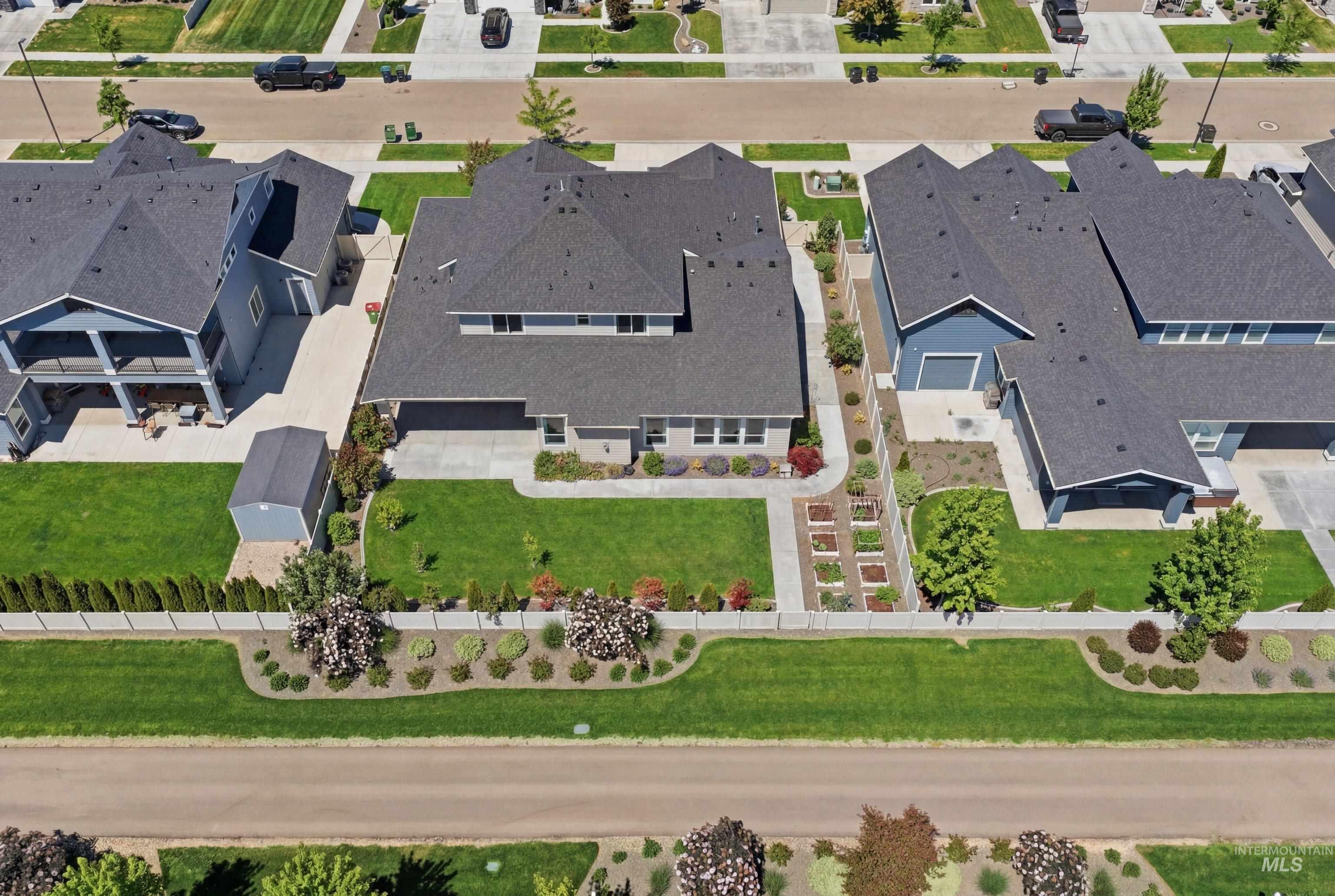 5437 W Philomena, Meridian, Idaho 83646, 5 Bedrooms, 4.5 Bathrooms, Residential For Sale, Price $1,079,900, 98986531