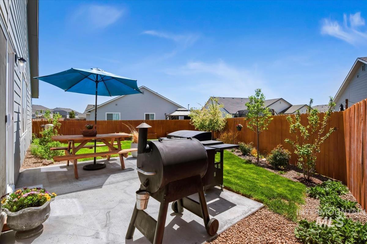 915 Accipiter Pl, Mountain Home, Idaho 83647, 3 Bedrooms, 2 Bathrooms, Residential For Sale, Price $395,000,MLS 98986533