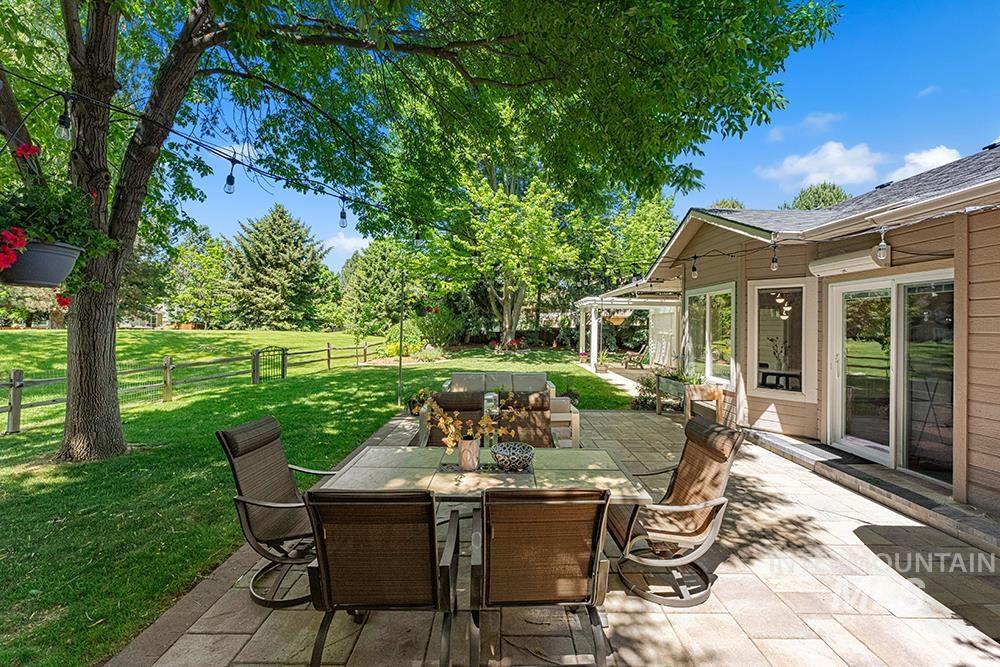 5449 S Broadwing Way, Boise, Idaho 83716, 4 Bedrooms, 2 Bathrooms, Residential For Sale, Price $895,000, 98986535