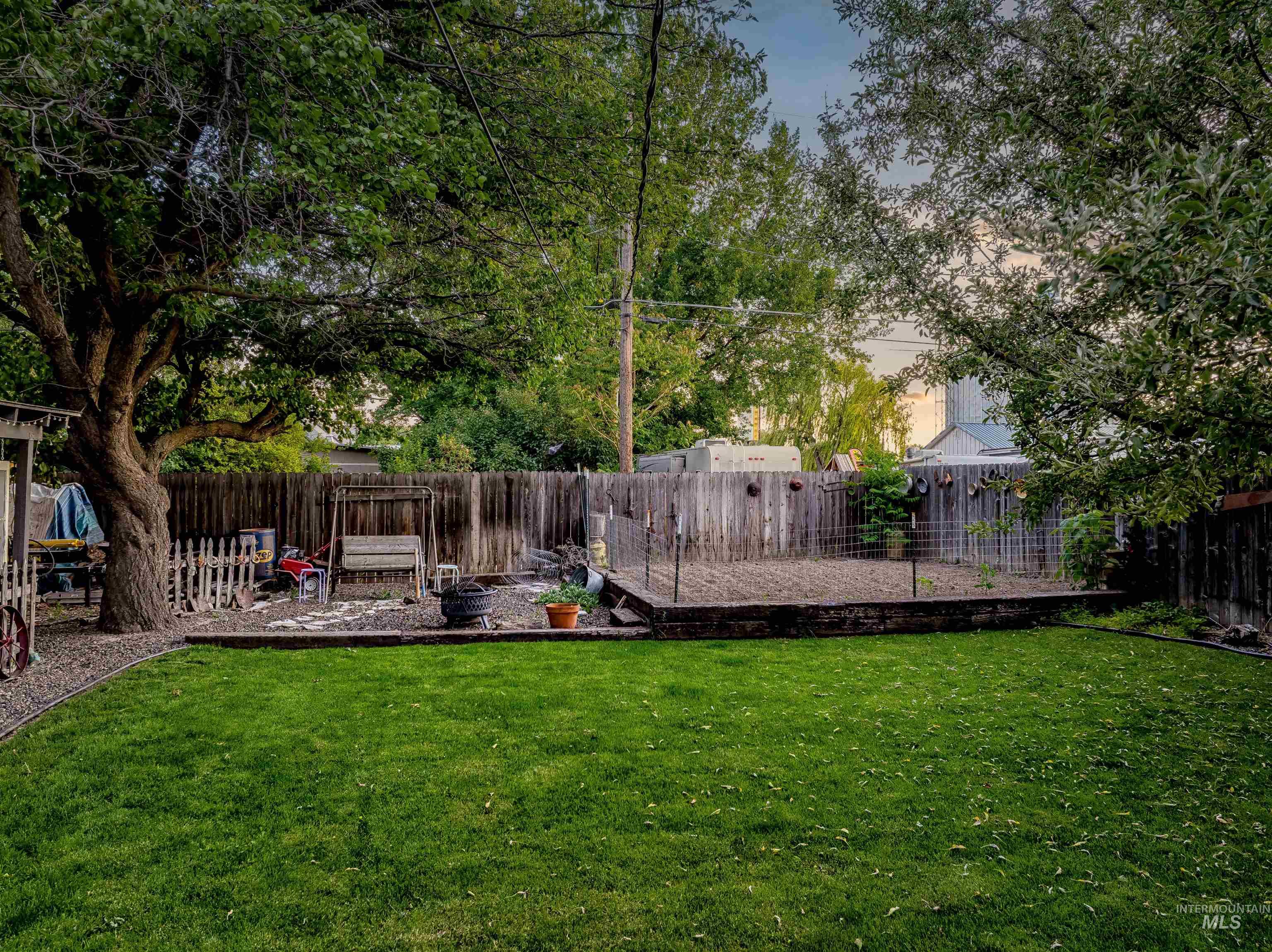 263 N Fargo Ave, Notus, Idaho 83656, 3 Bedrooms, 2 Bathrooms, Residential For Sale, Price $355,000, 98986537