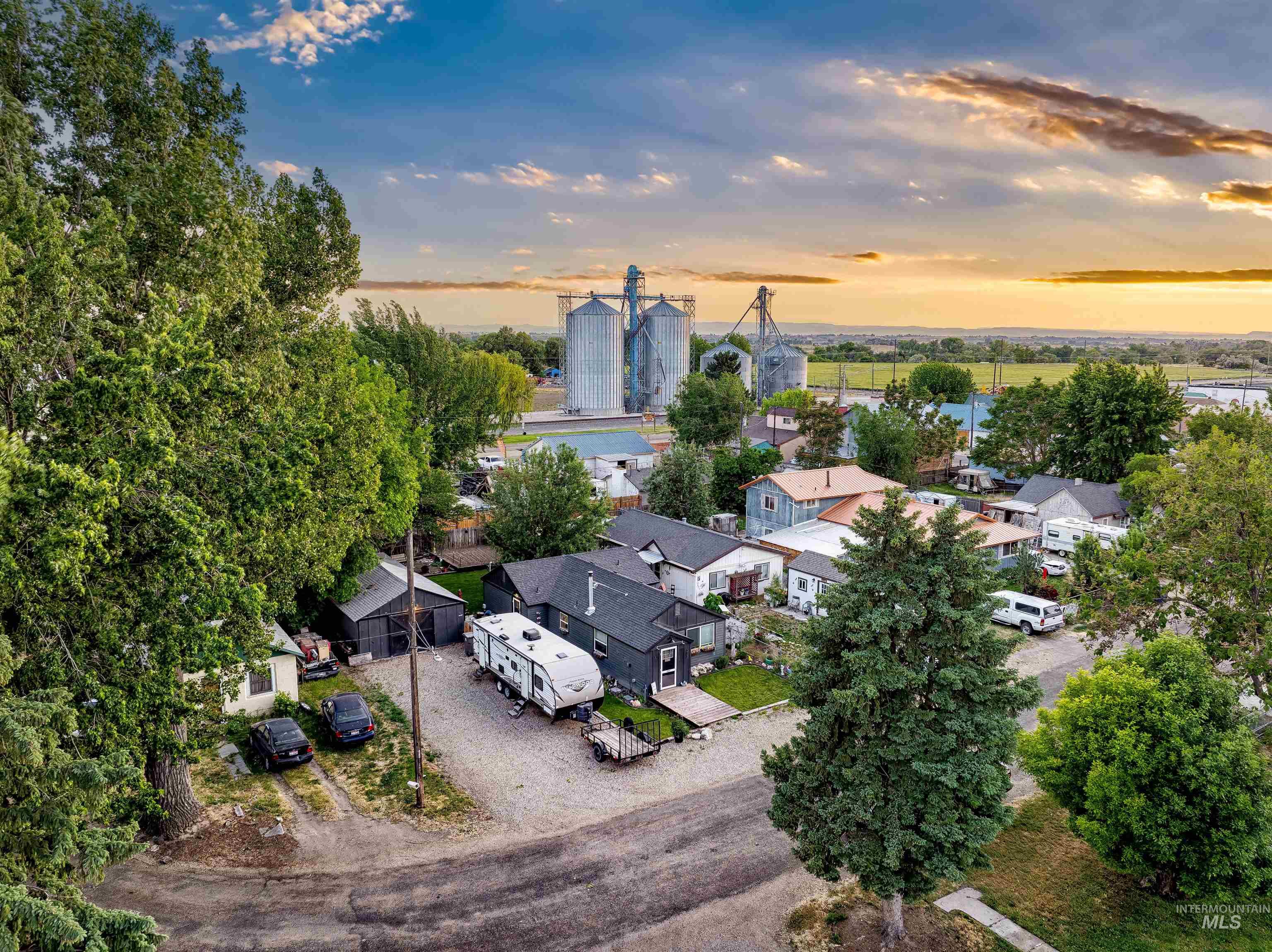 263 N Fargo Ave, Notus, Idaho 83656, 3 Bedrooms, 2 Bathrooms, Residential For Sale, Price $355,000, 98986537