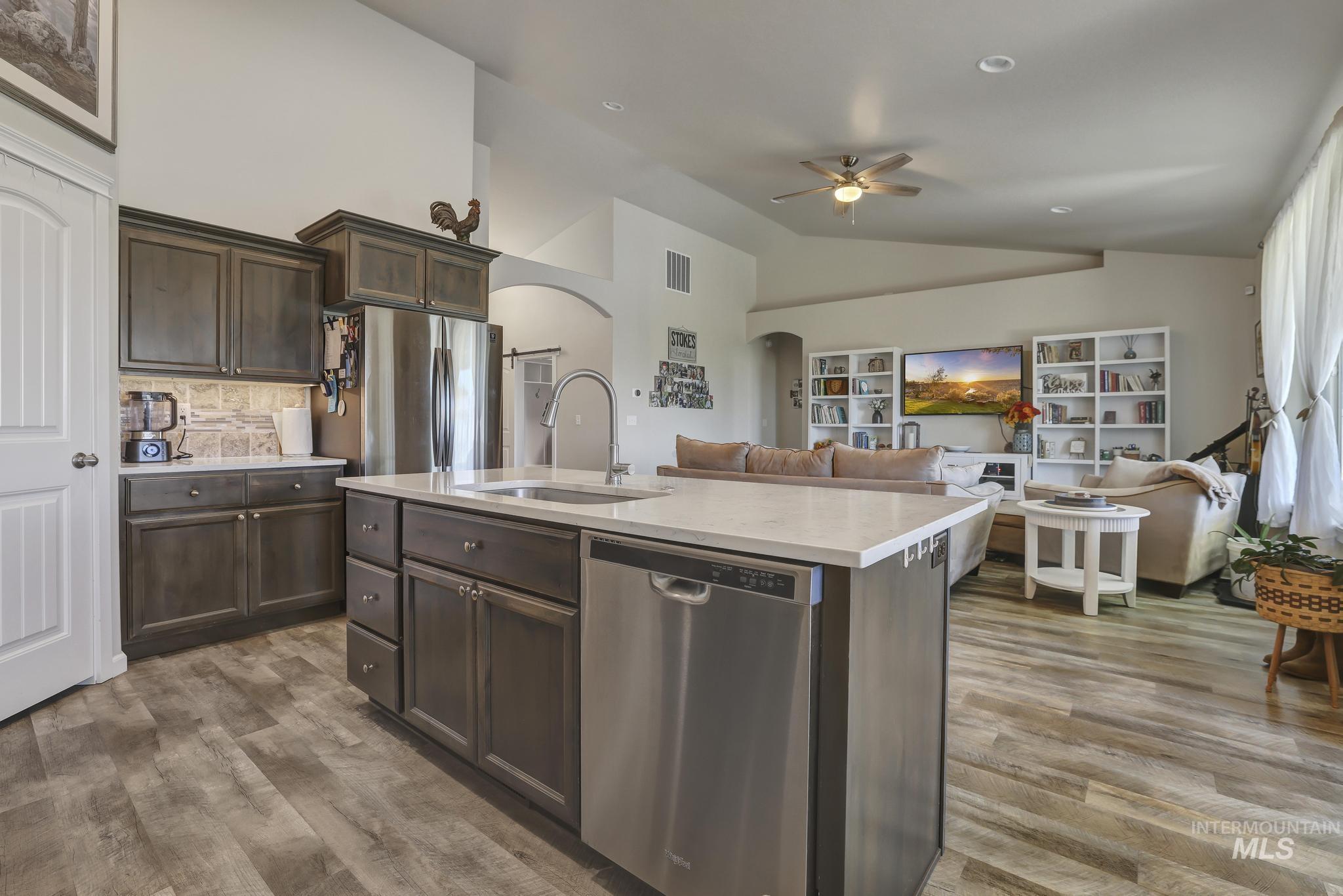 1489 Summer Springs, Buhl, Idaho 83301, 3 Bedrooms, 2 Bathrooms, Residential For Sale, Price $429,900,MLS 98986540
